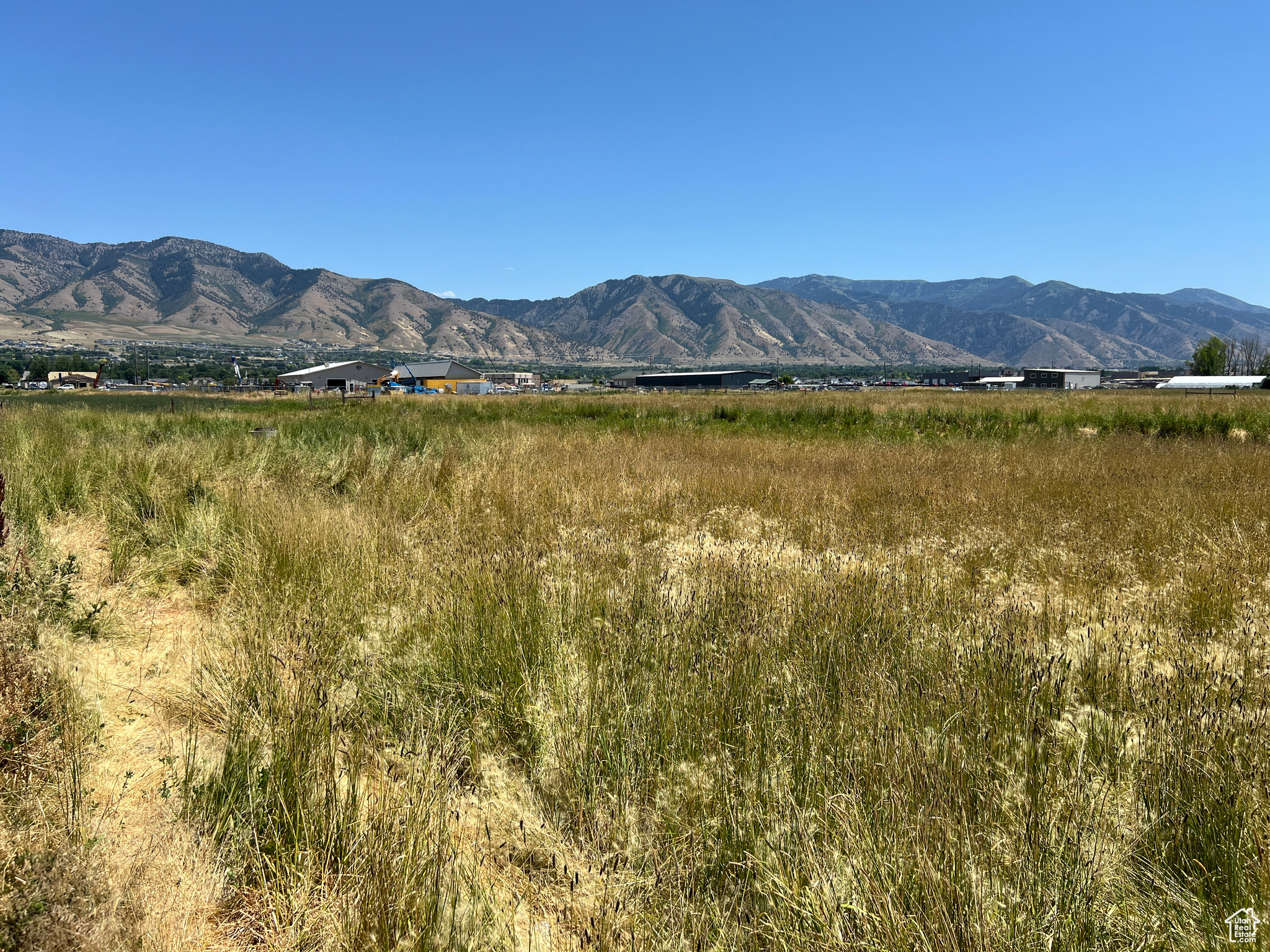 main property photo 16