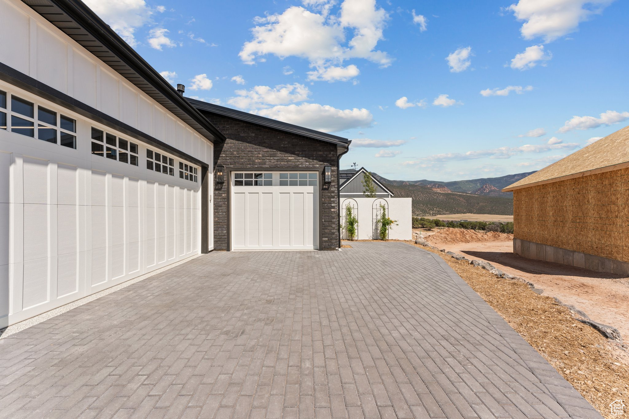 main property photo 64