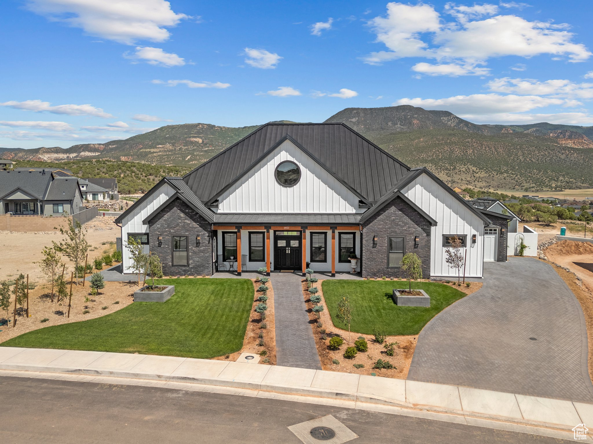 main property photo 77