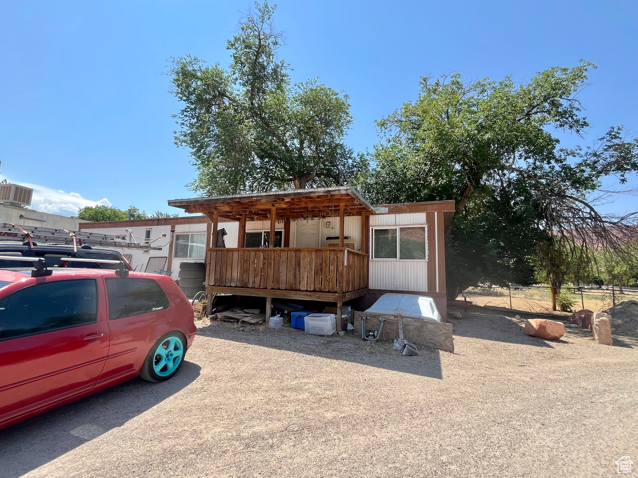 main property photo 21