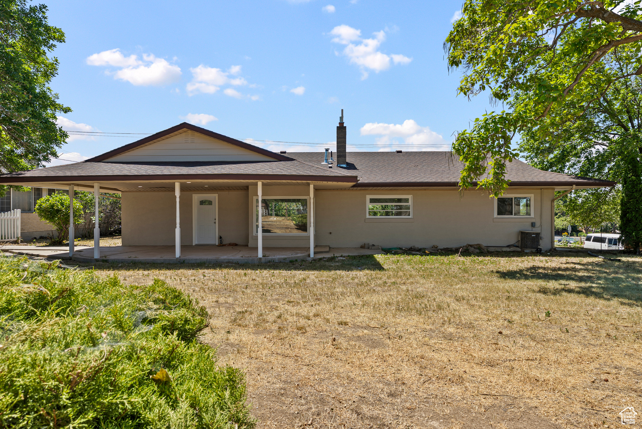 main property photo 17