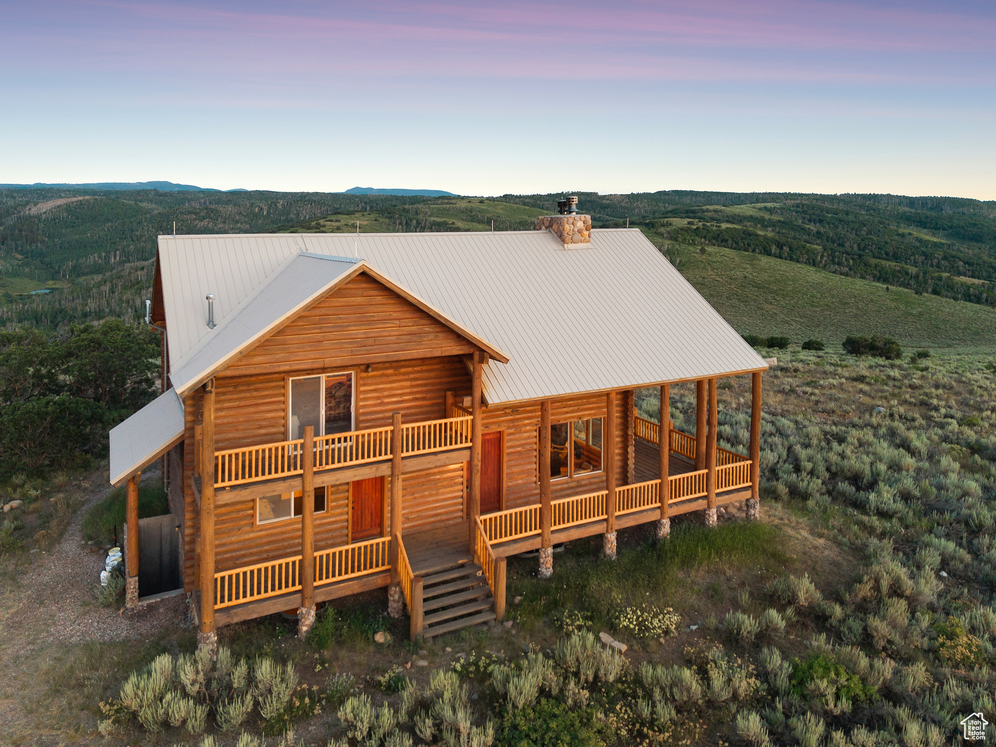 main property photo 6