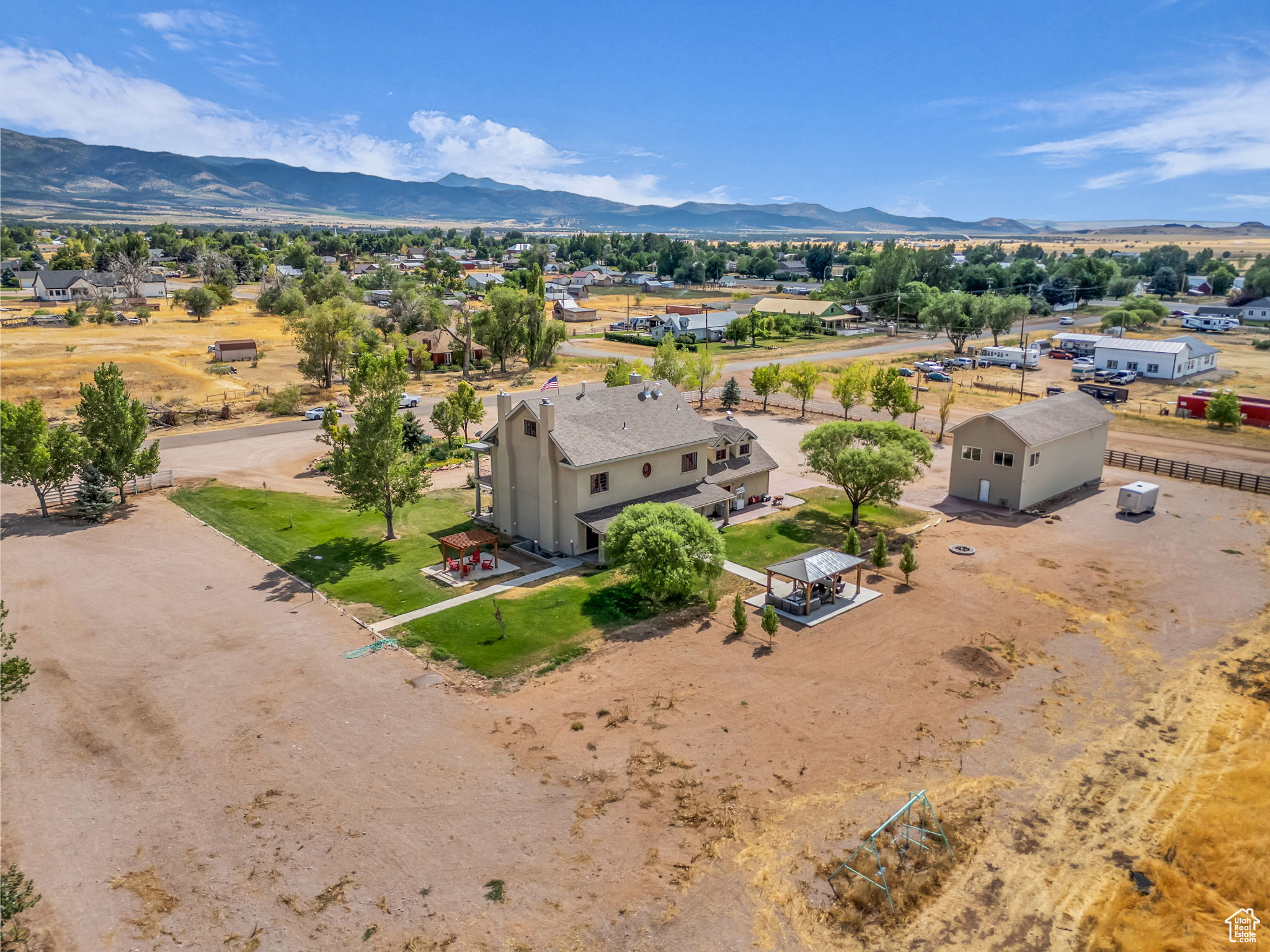 main property photo 63