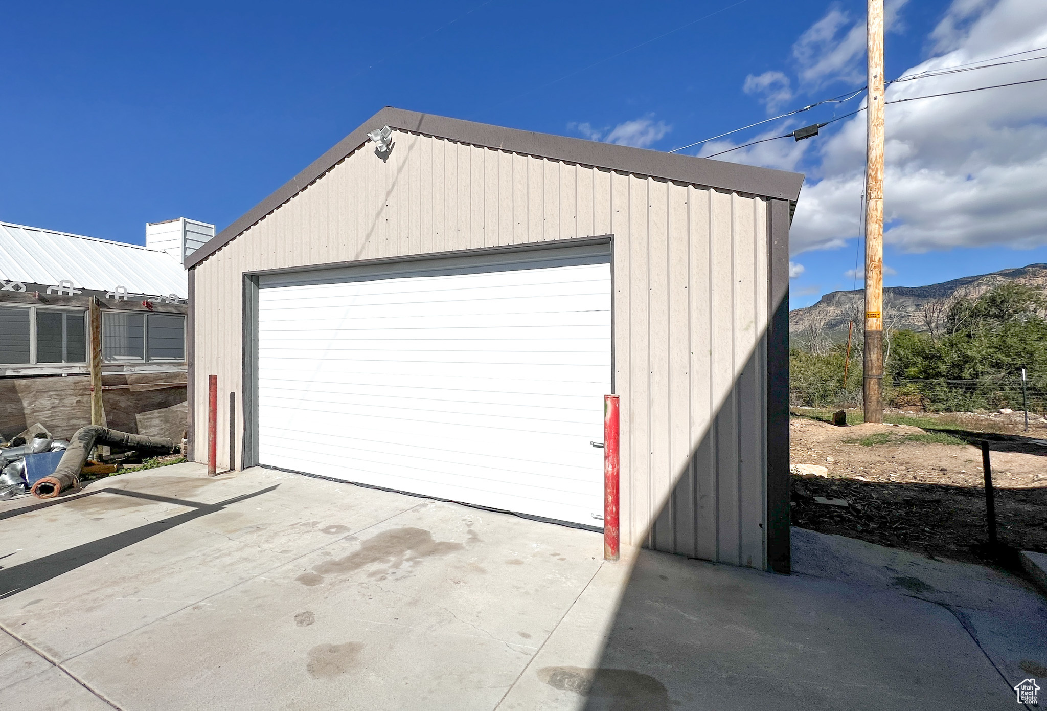 main property photo 24
