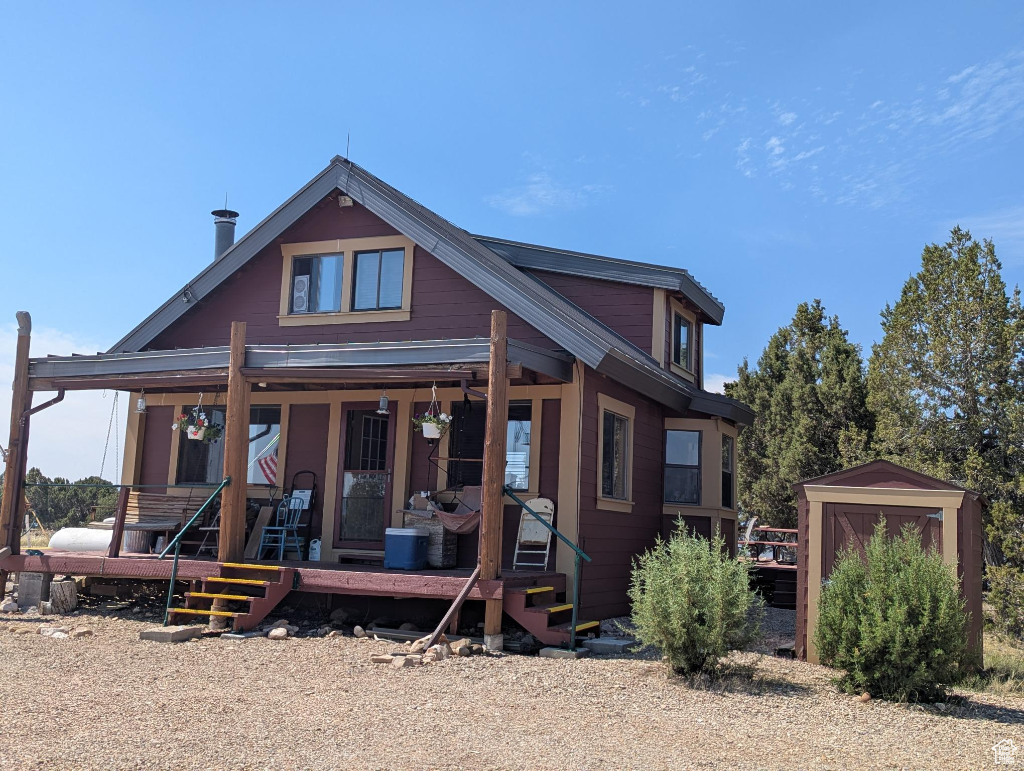 main property photo 28