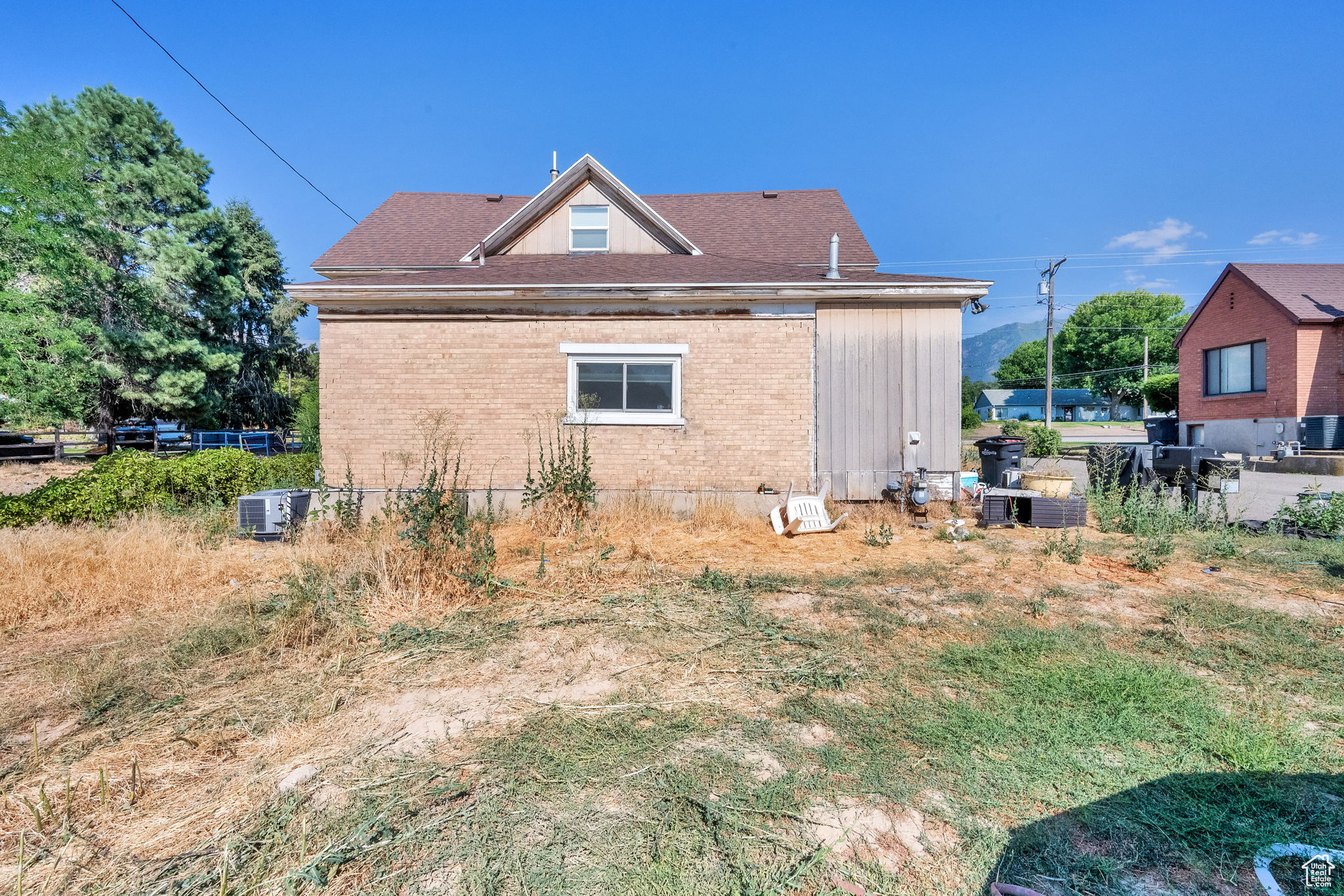 main property photo 75