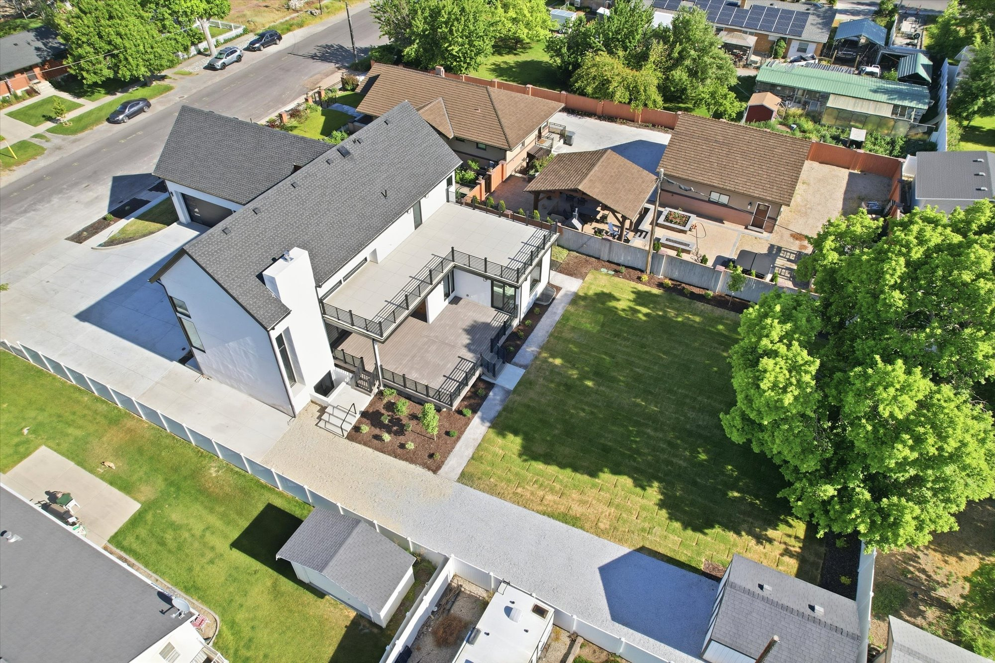 main property photo 54