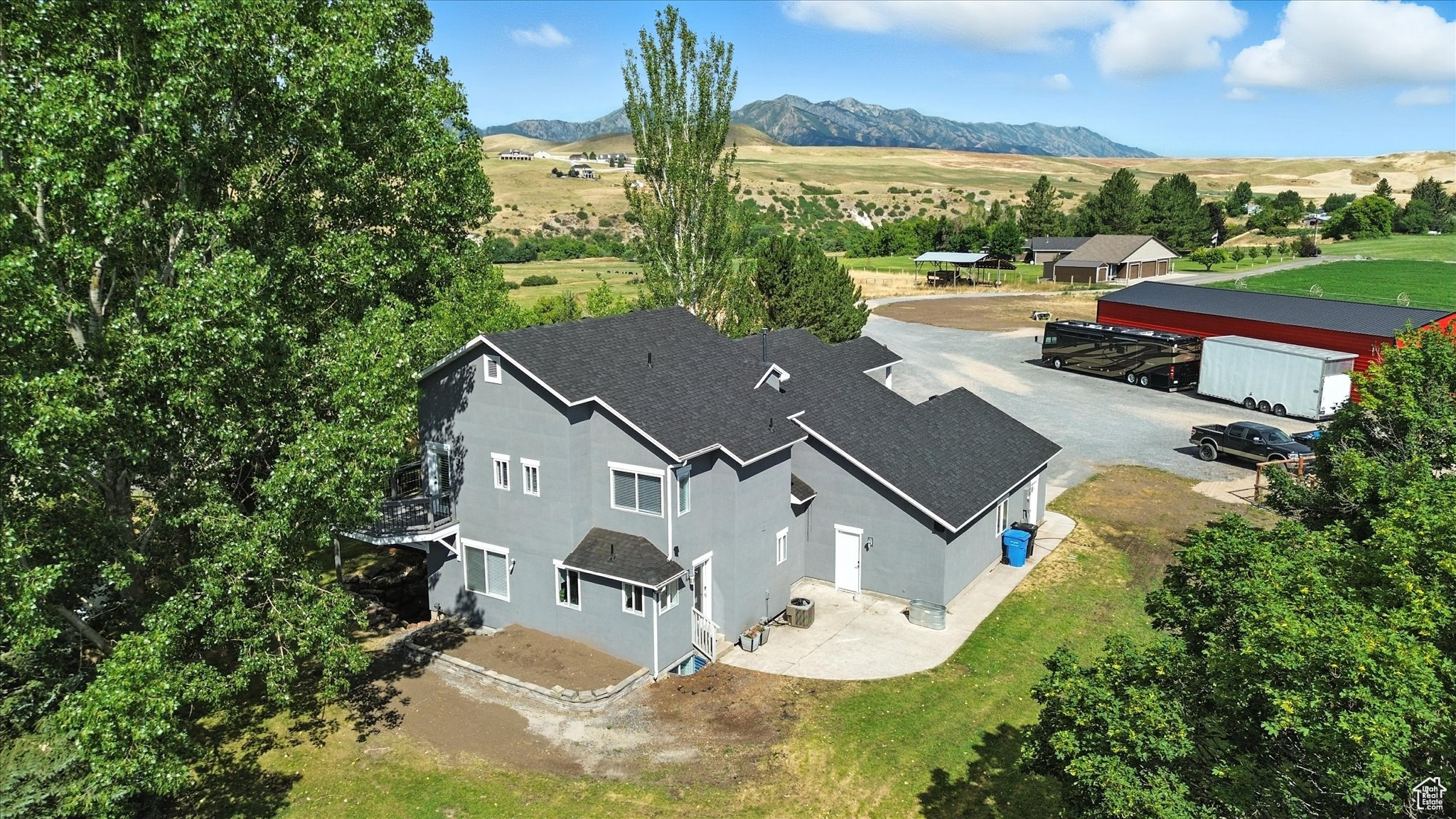 main property photo 80