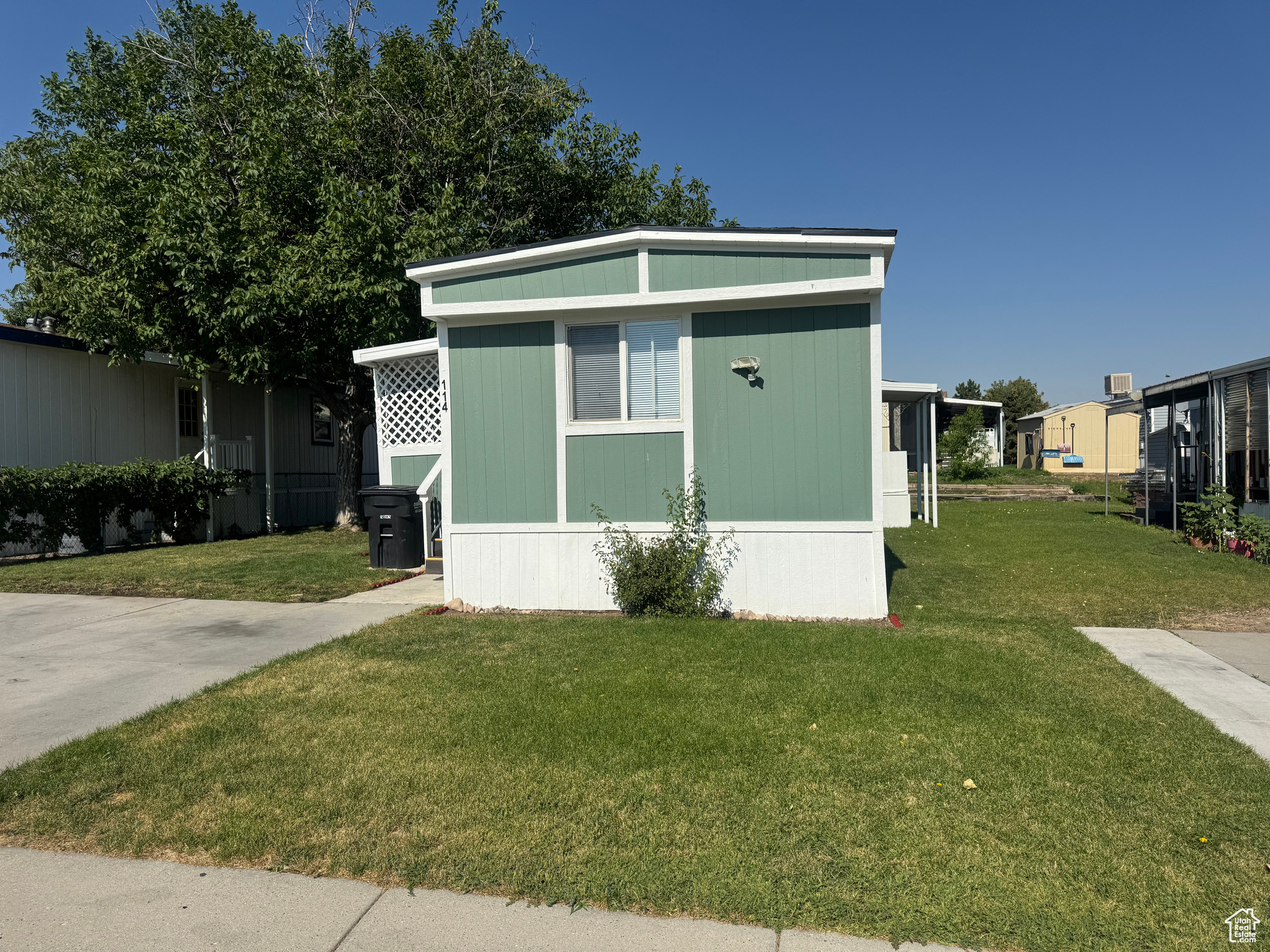 main property photo 6