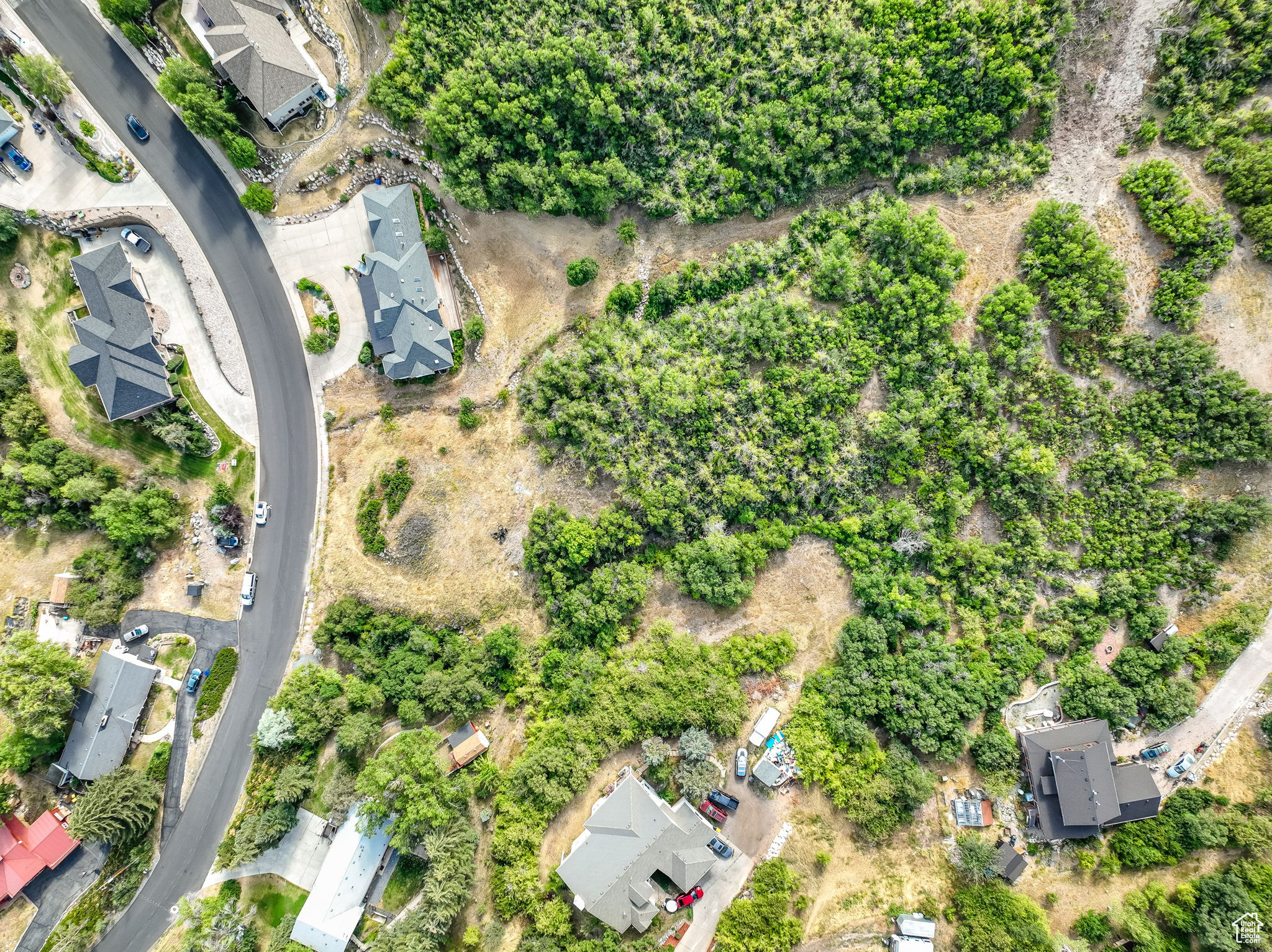 main property photo 10