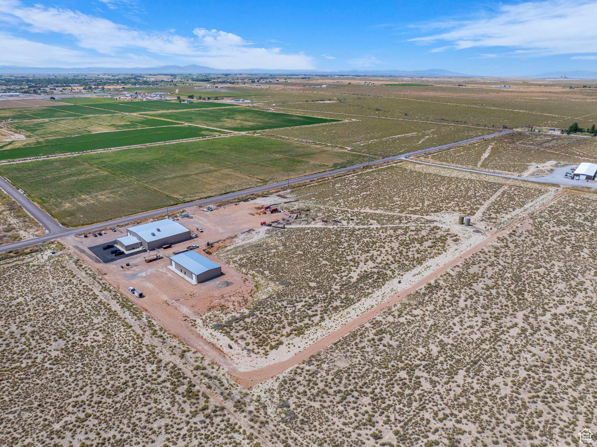main property photo 8