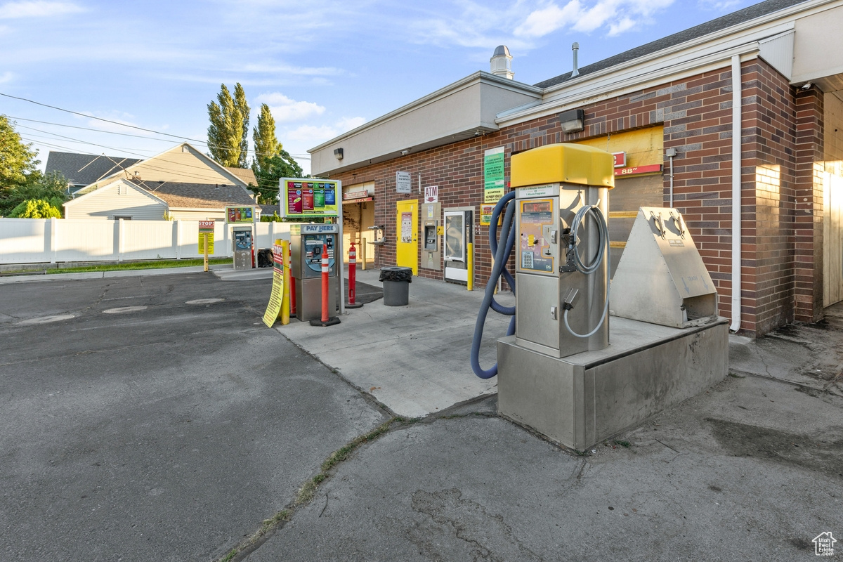 main property photo 8