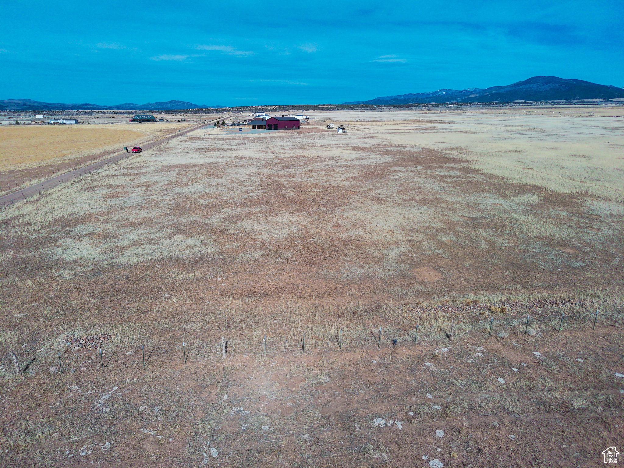 main property photo 16