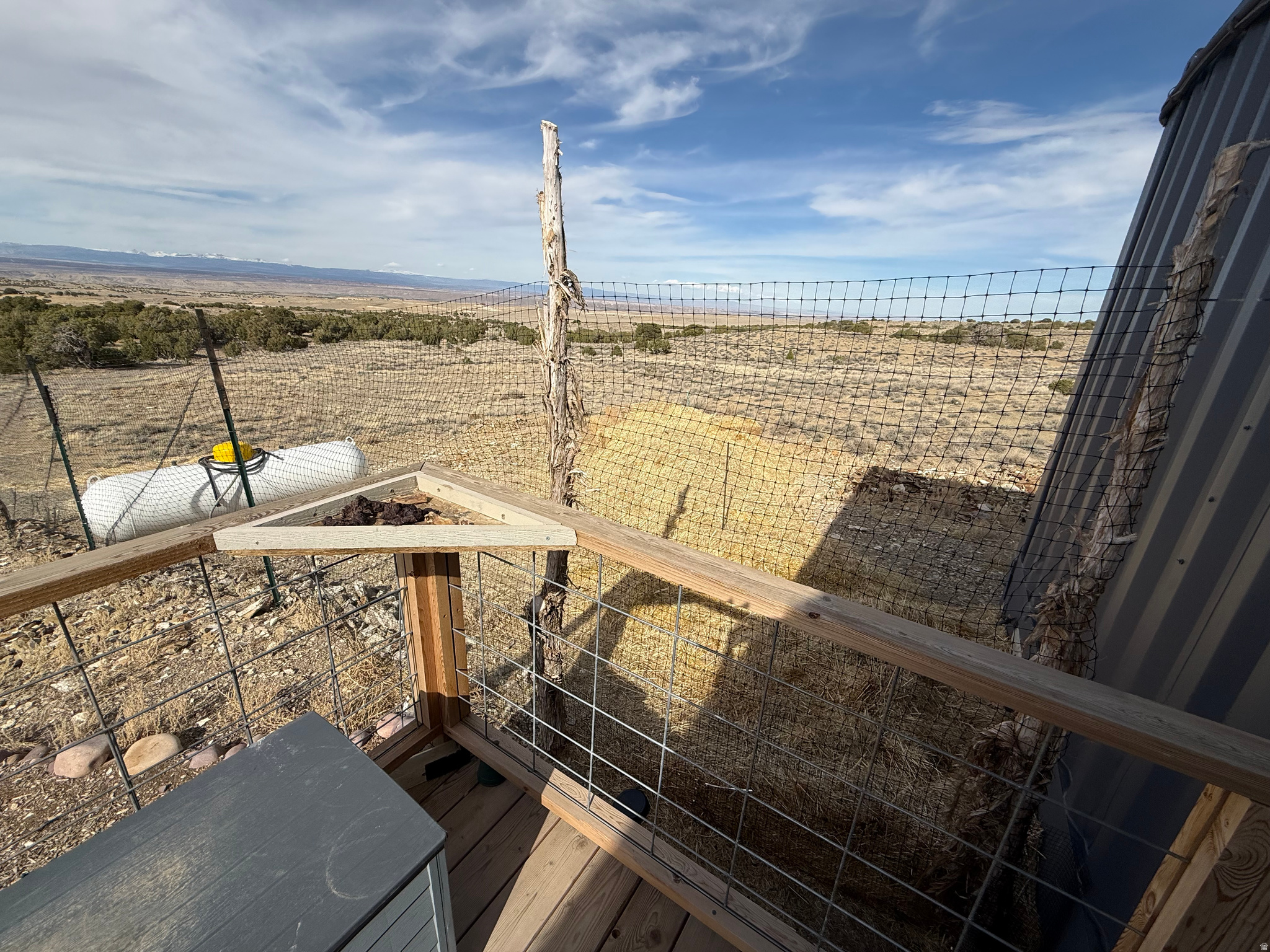 main property photo 42