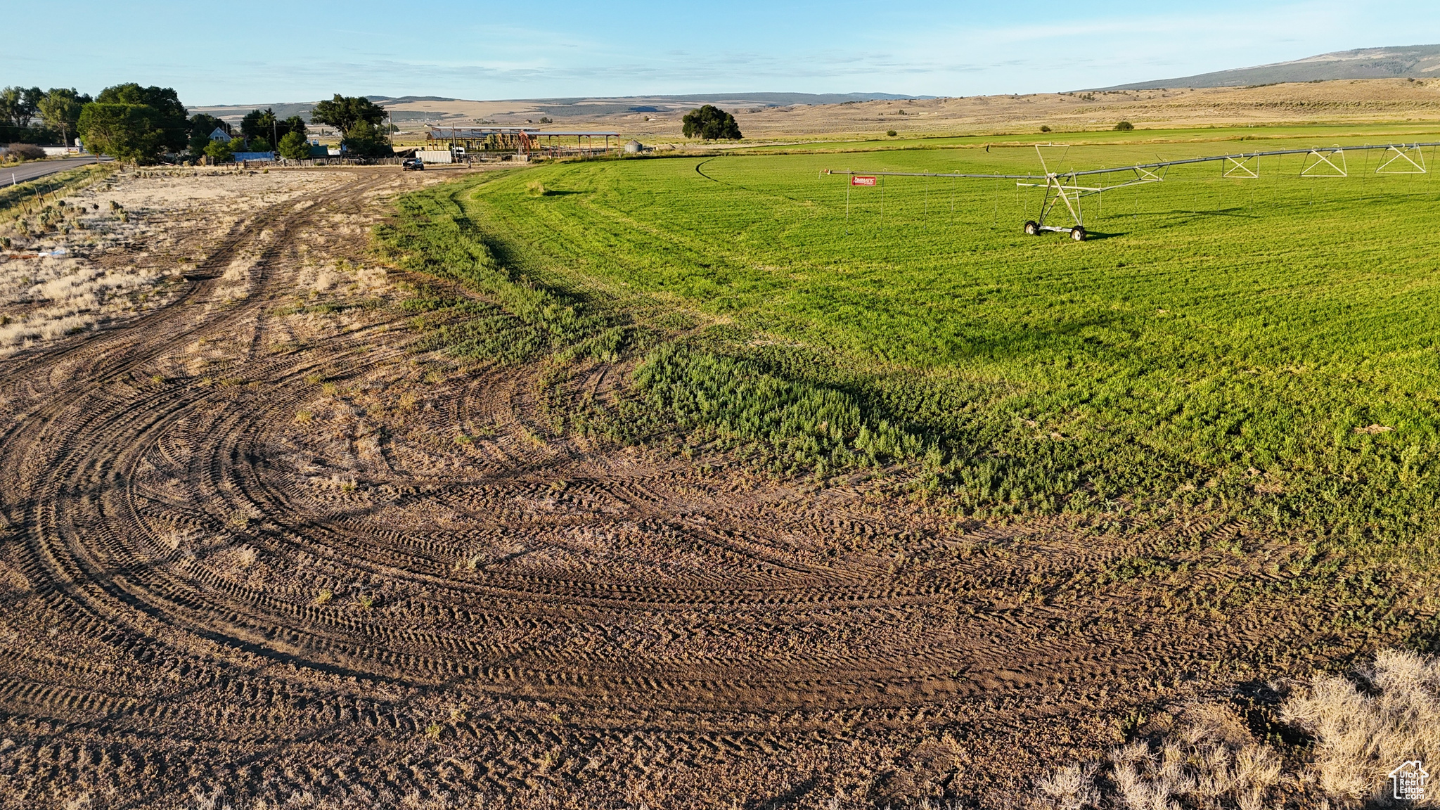 main property photo 19