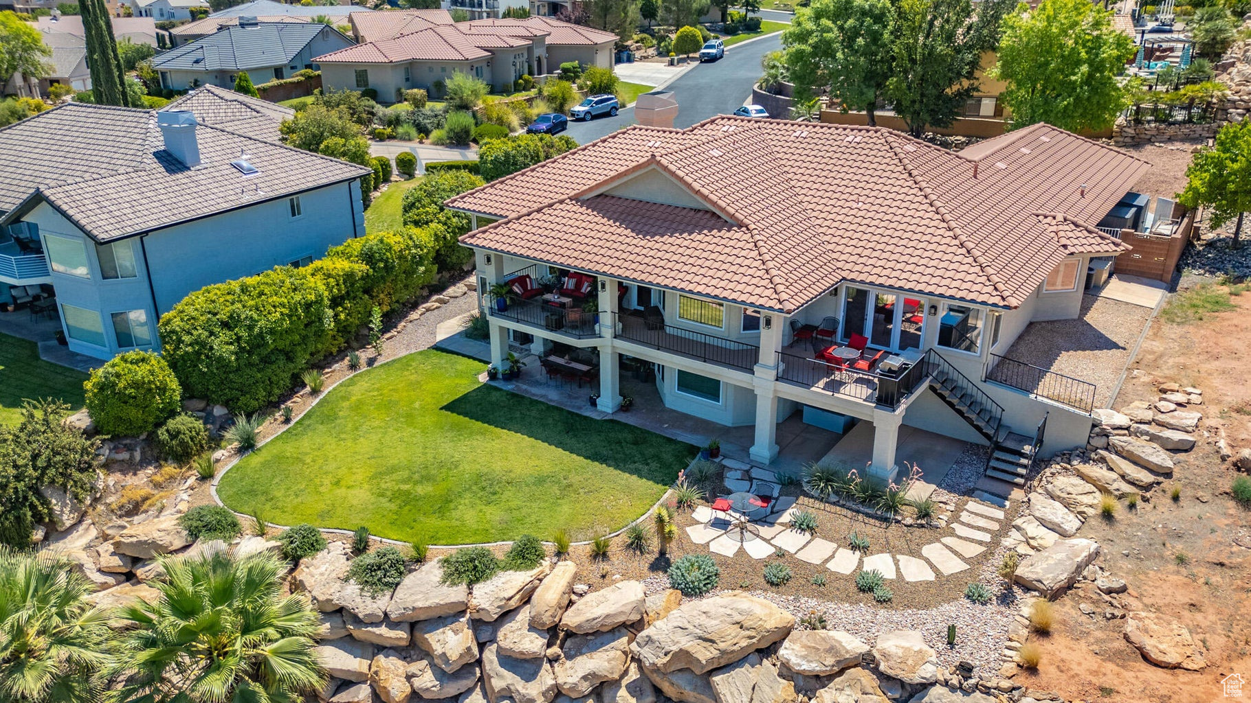 main property photo 99