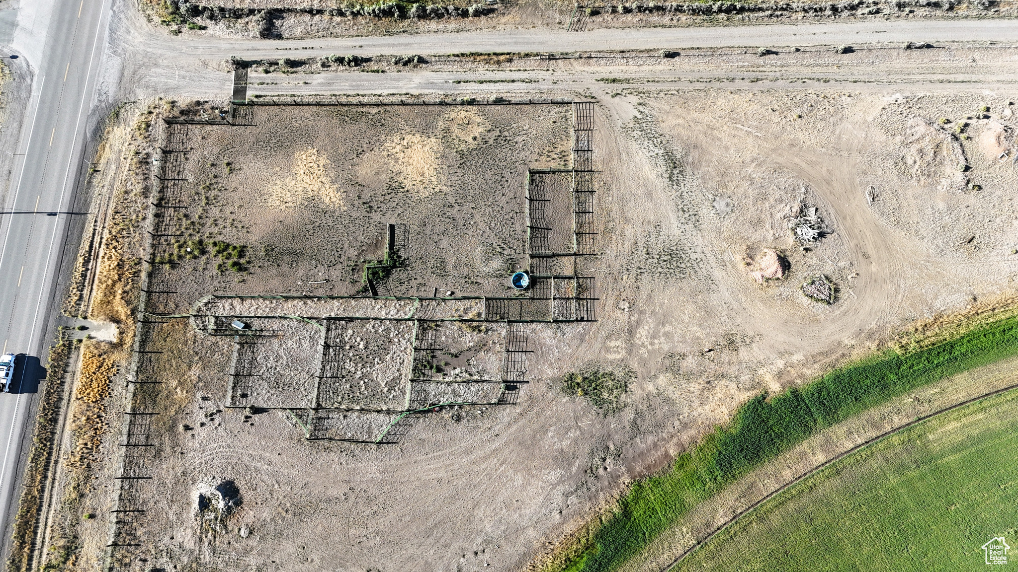 main property photo 8