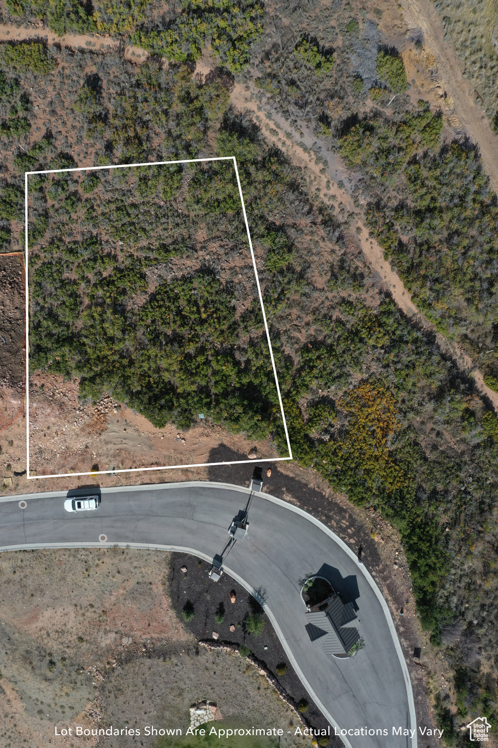 main property photo 33