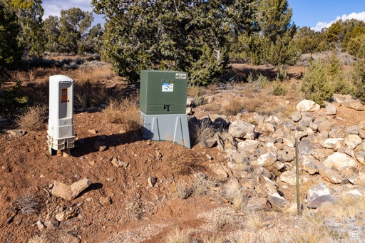 main property photo 30