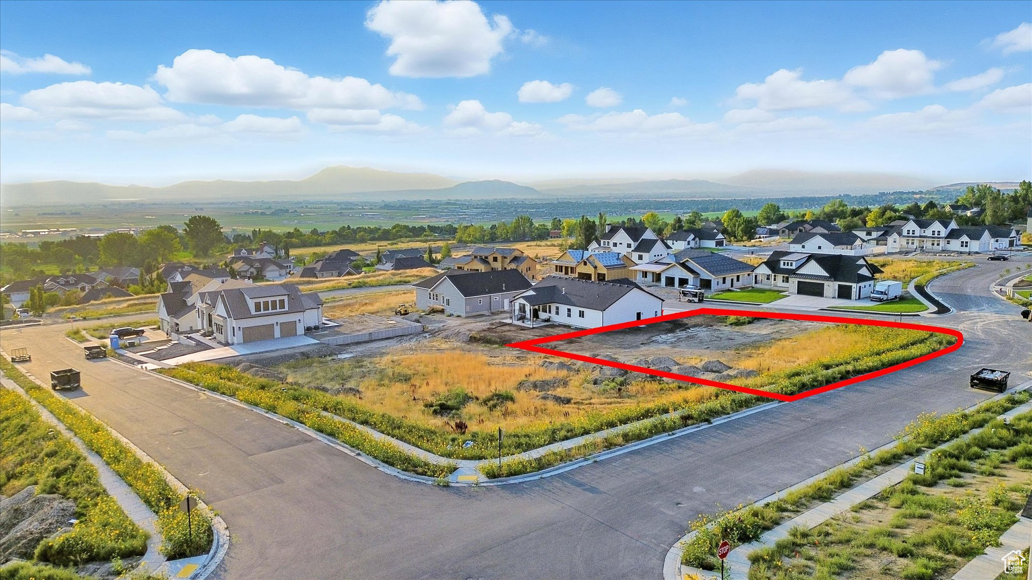 main property photo 8