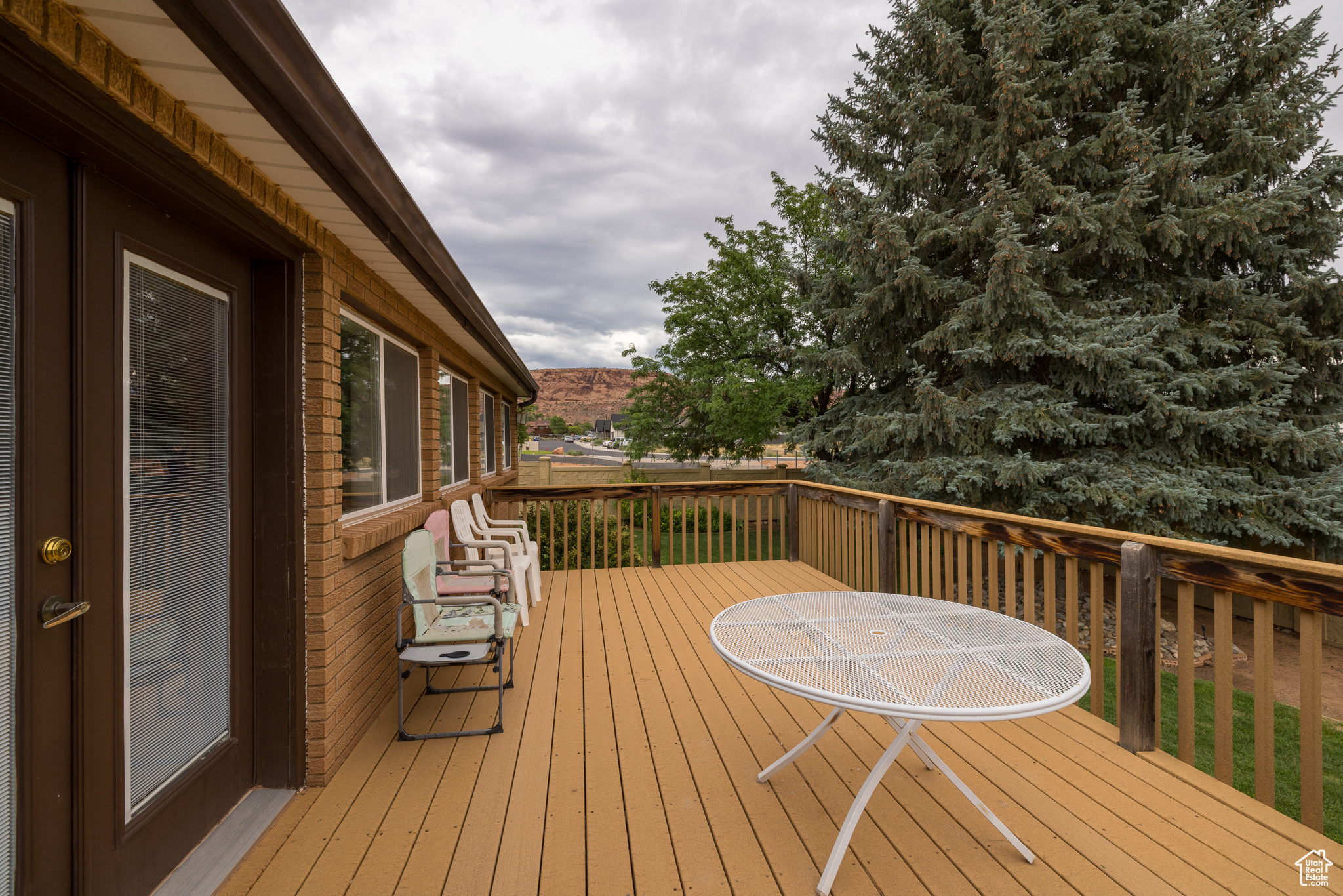 main property photo 19
