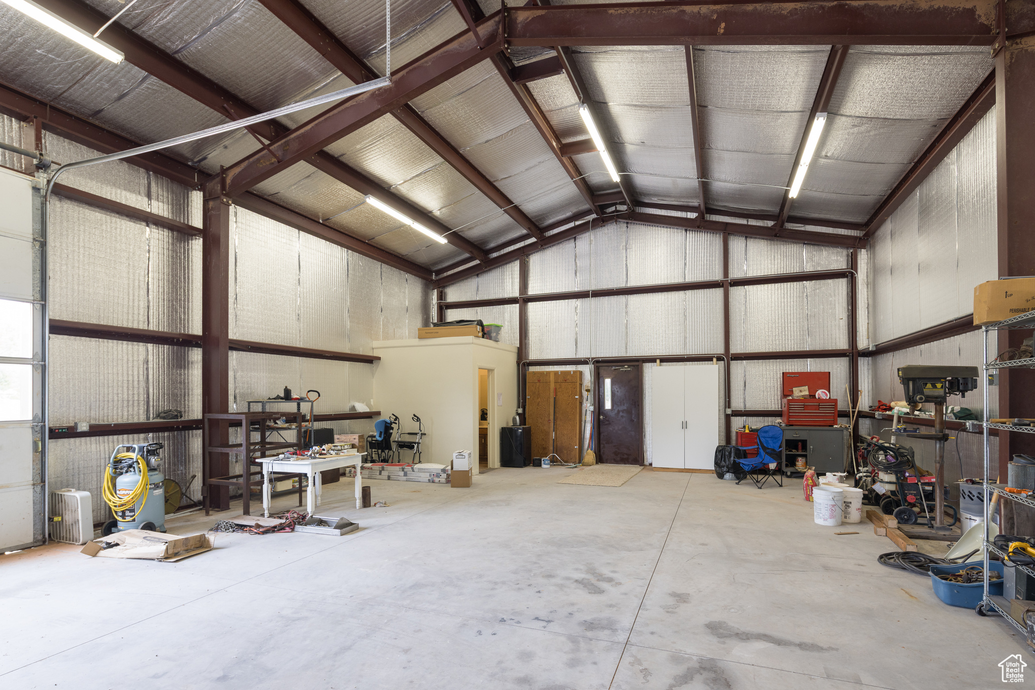 main property photo 59