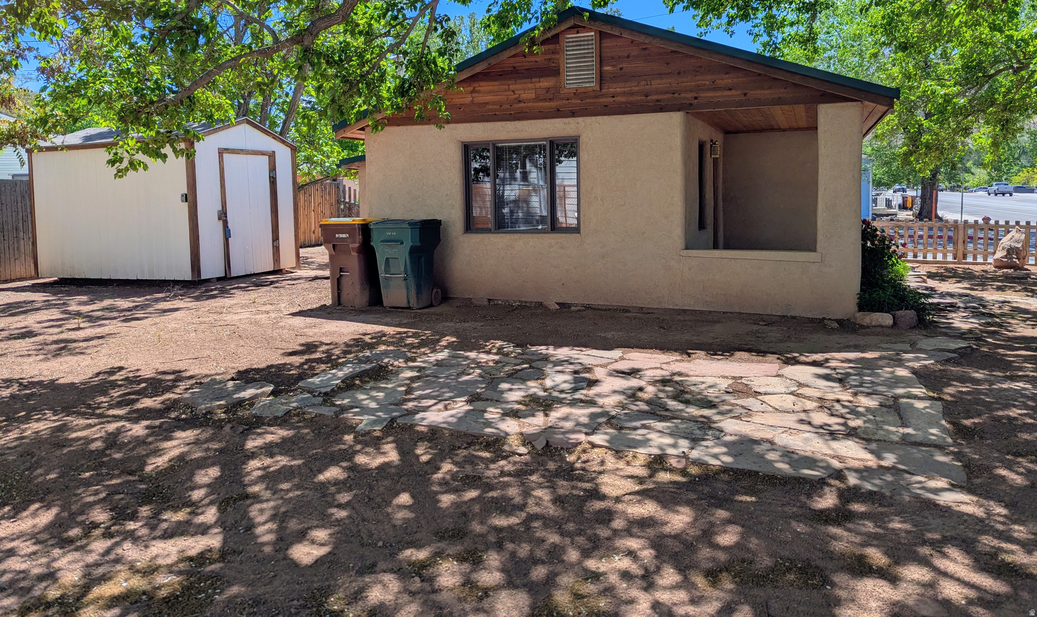 main property photo 24