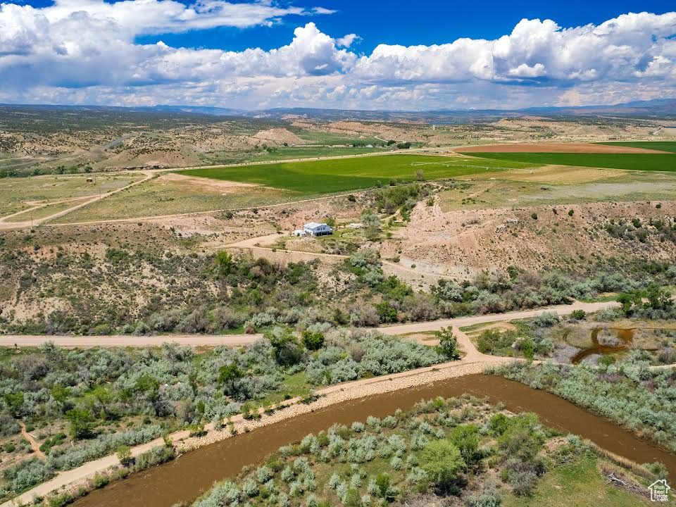main property photo 20