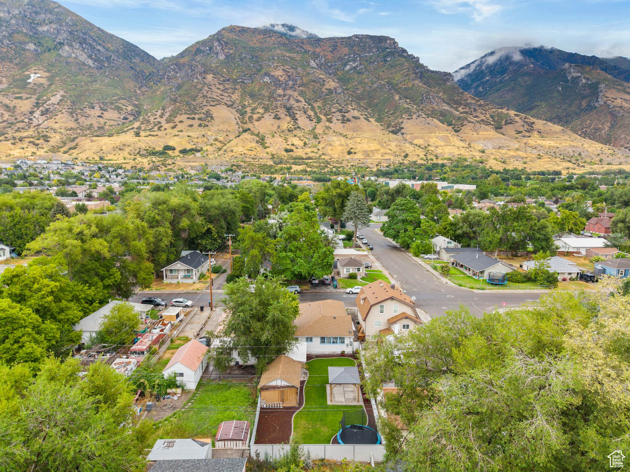 main property photo 20