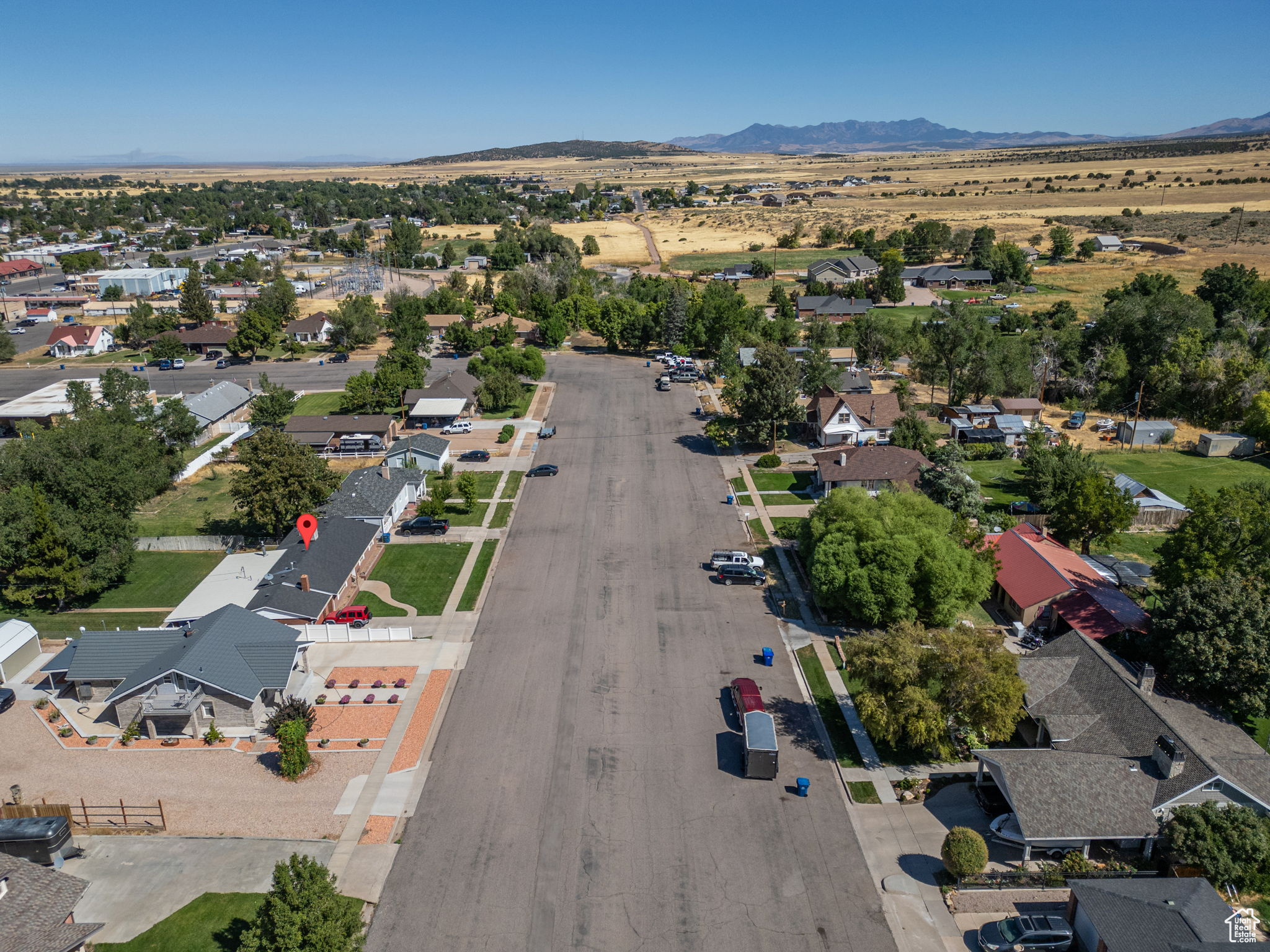 main property photo 40