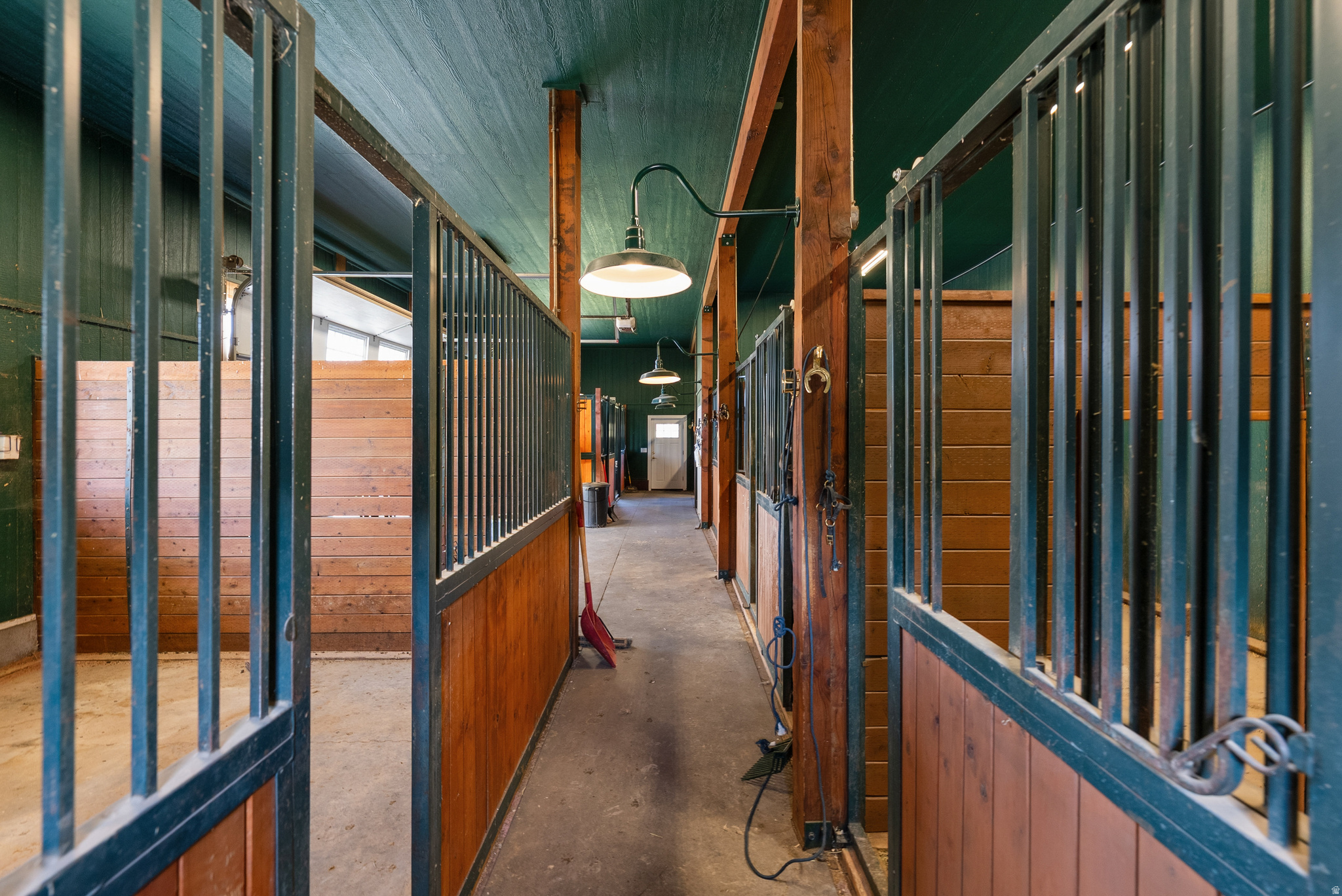 main property photo 48