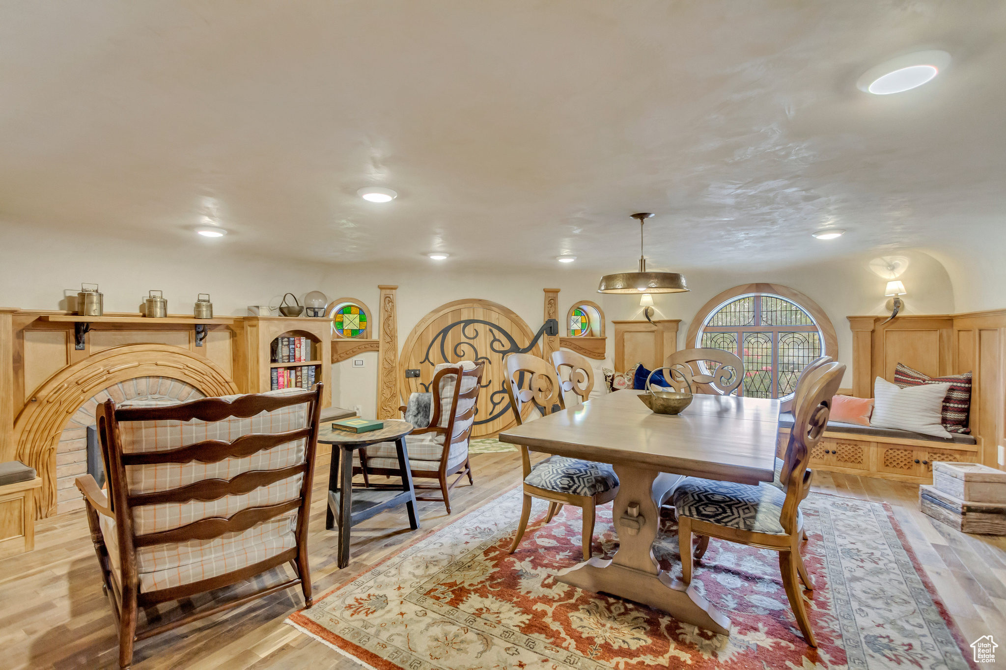 main property photo 78