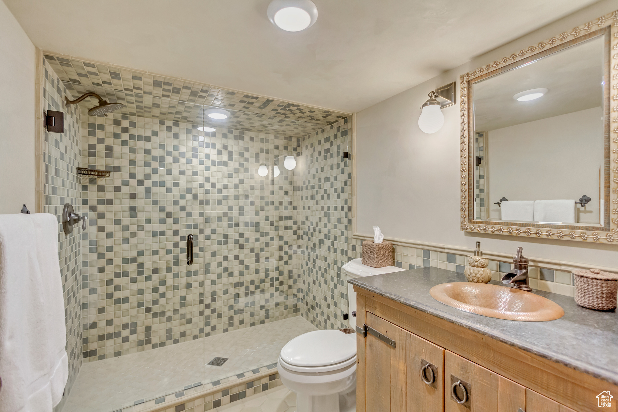 main property photo 81