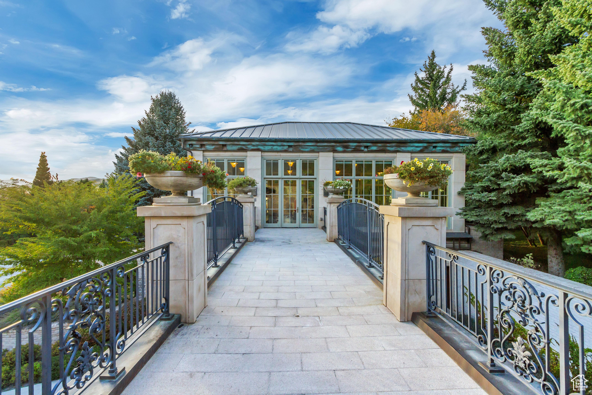 main property photo 99