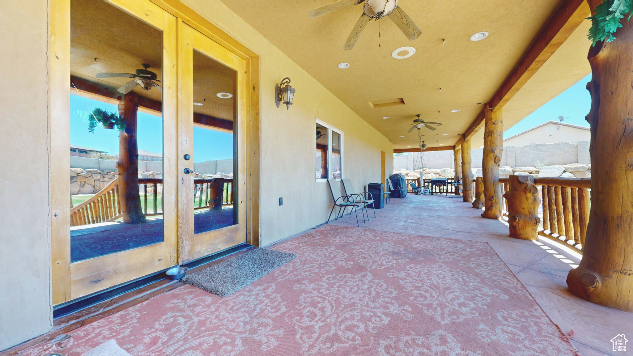 main property photo 19