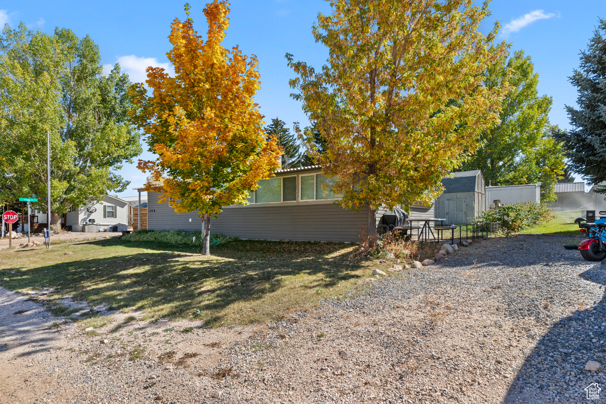main property photo 13