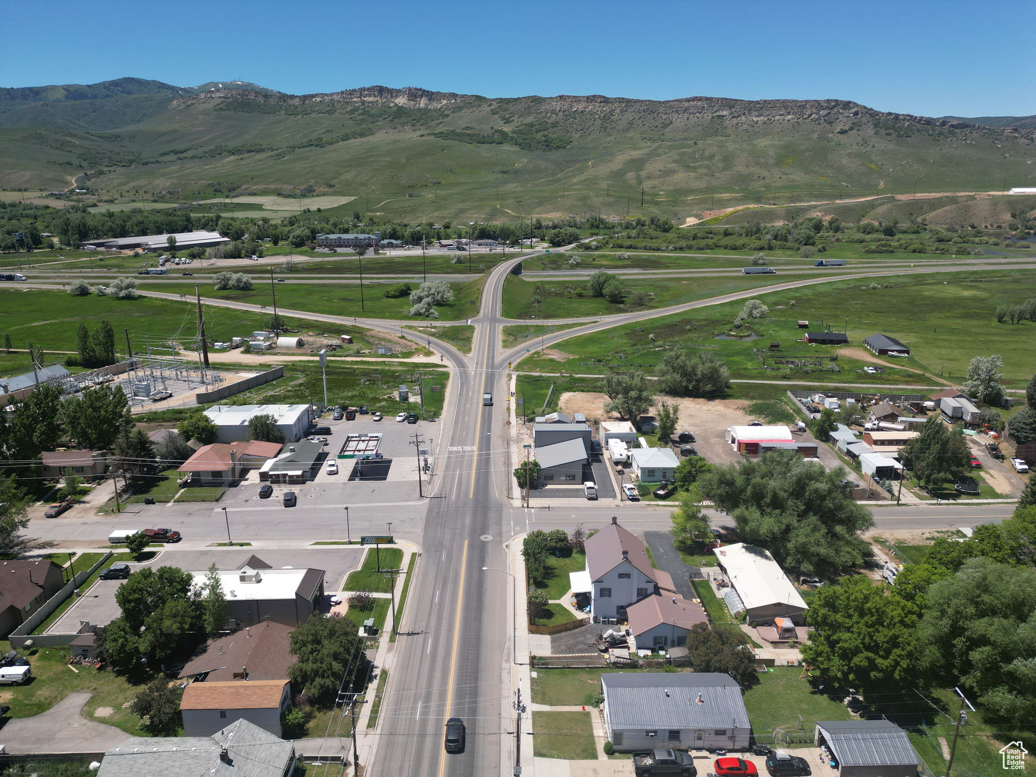 main property photo 19