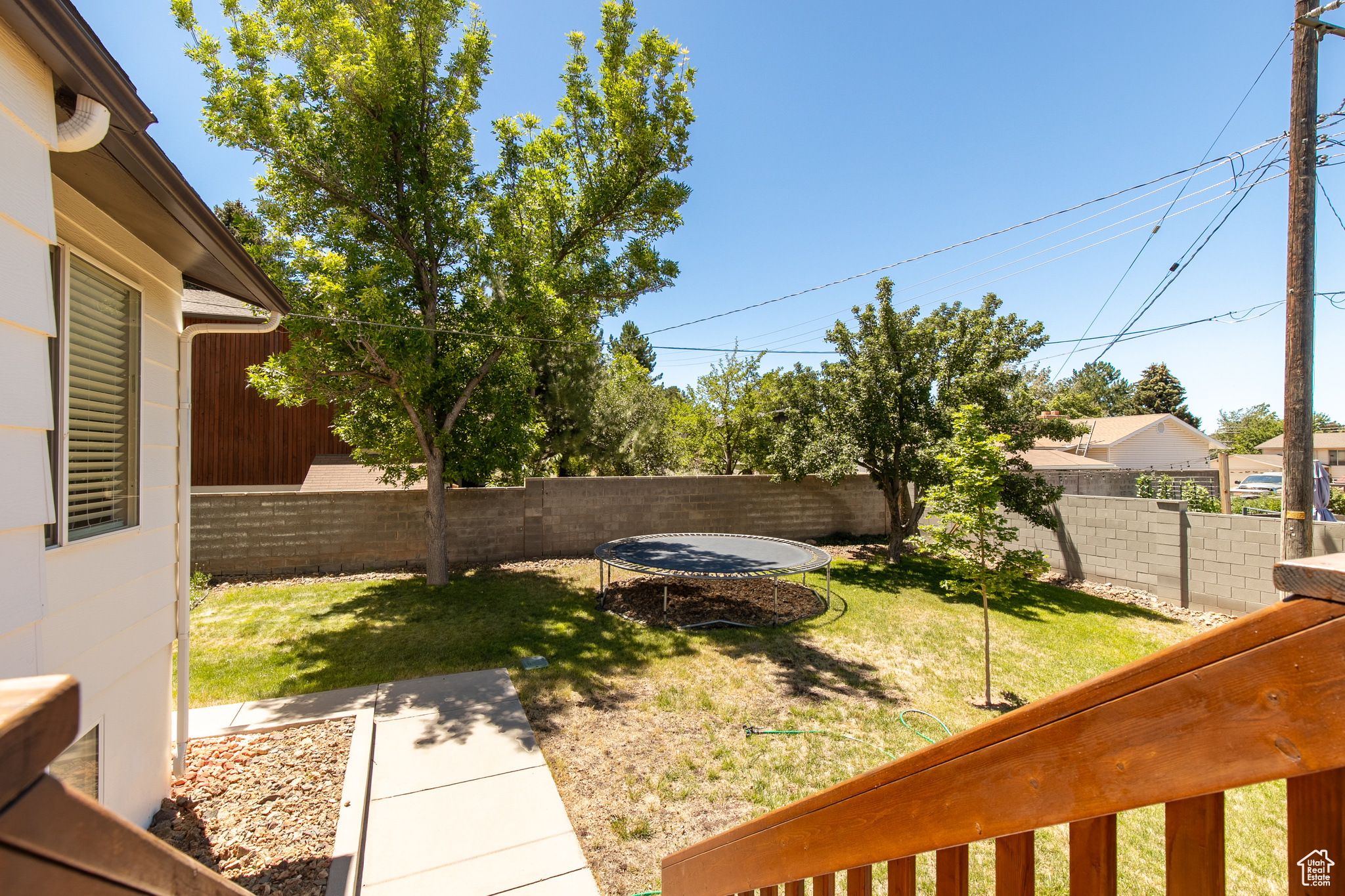main property photo 26