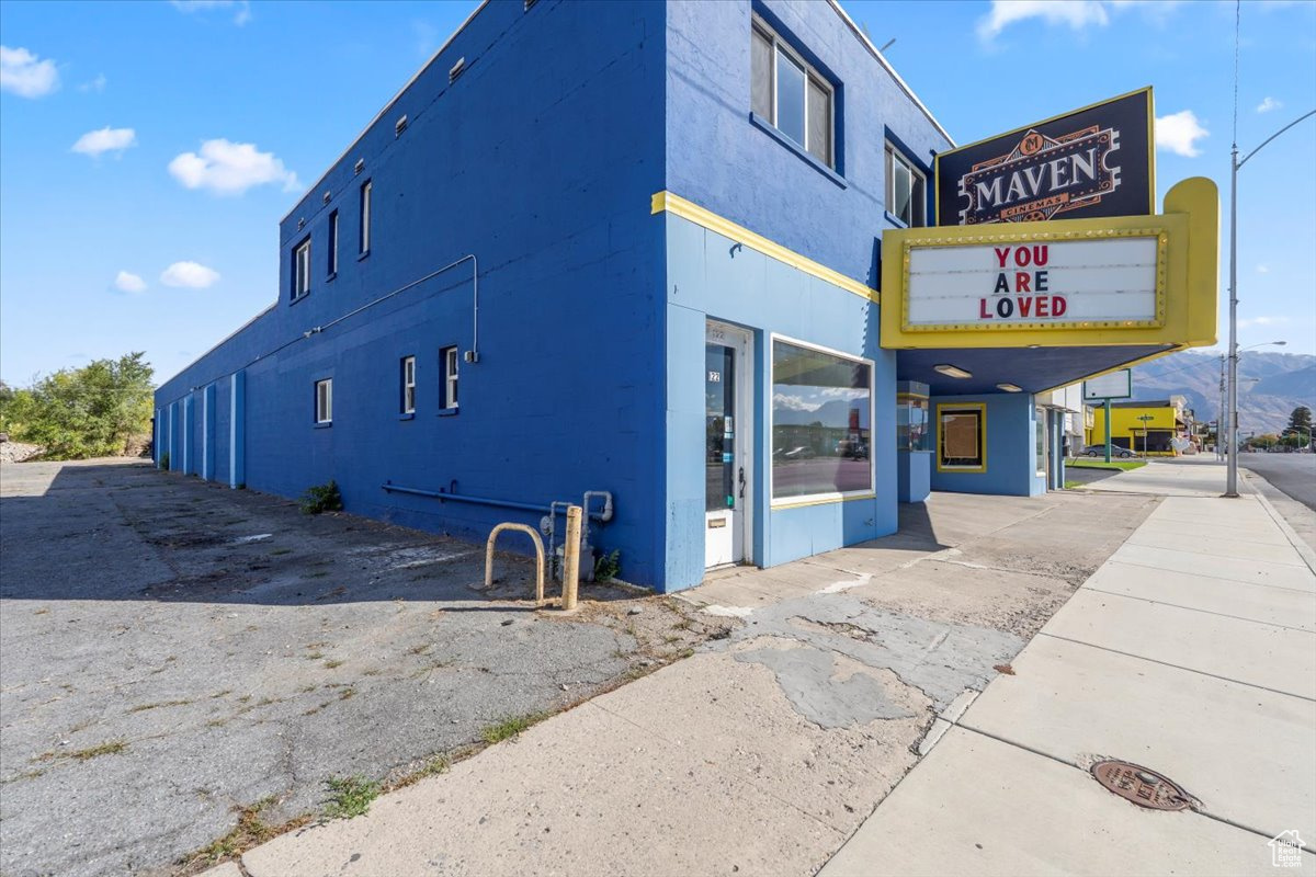 main property photo 3