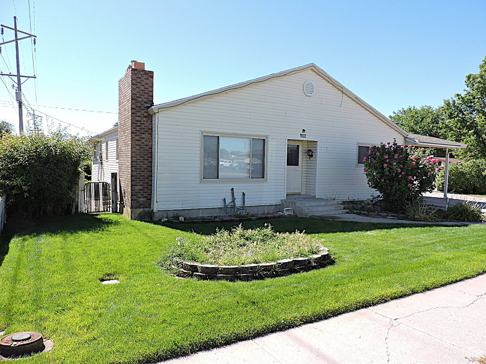main property photo 45