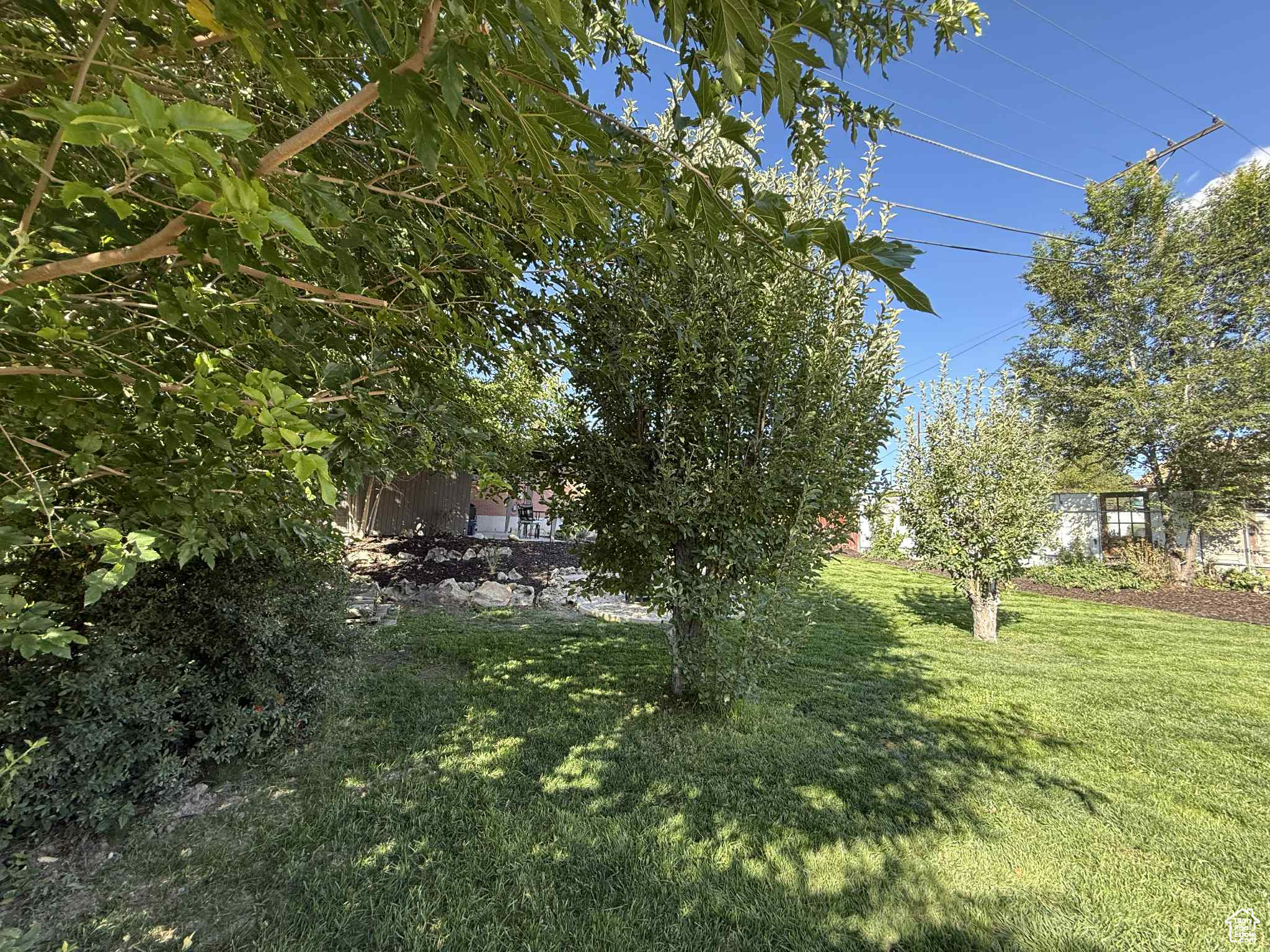 main property photo 30