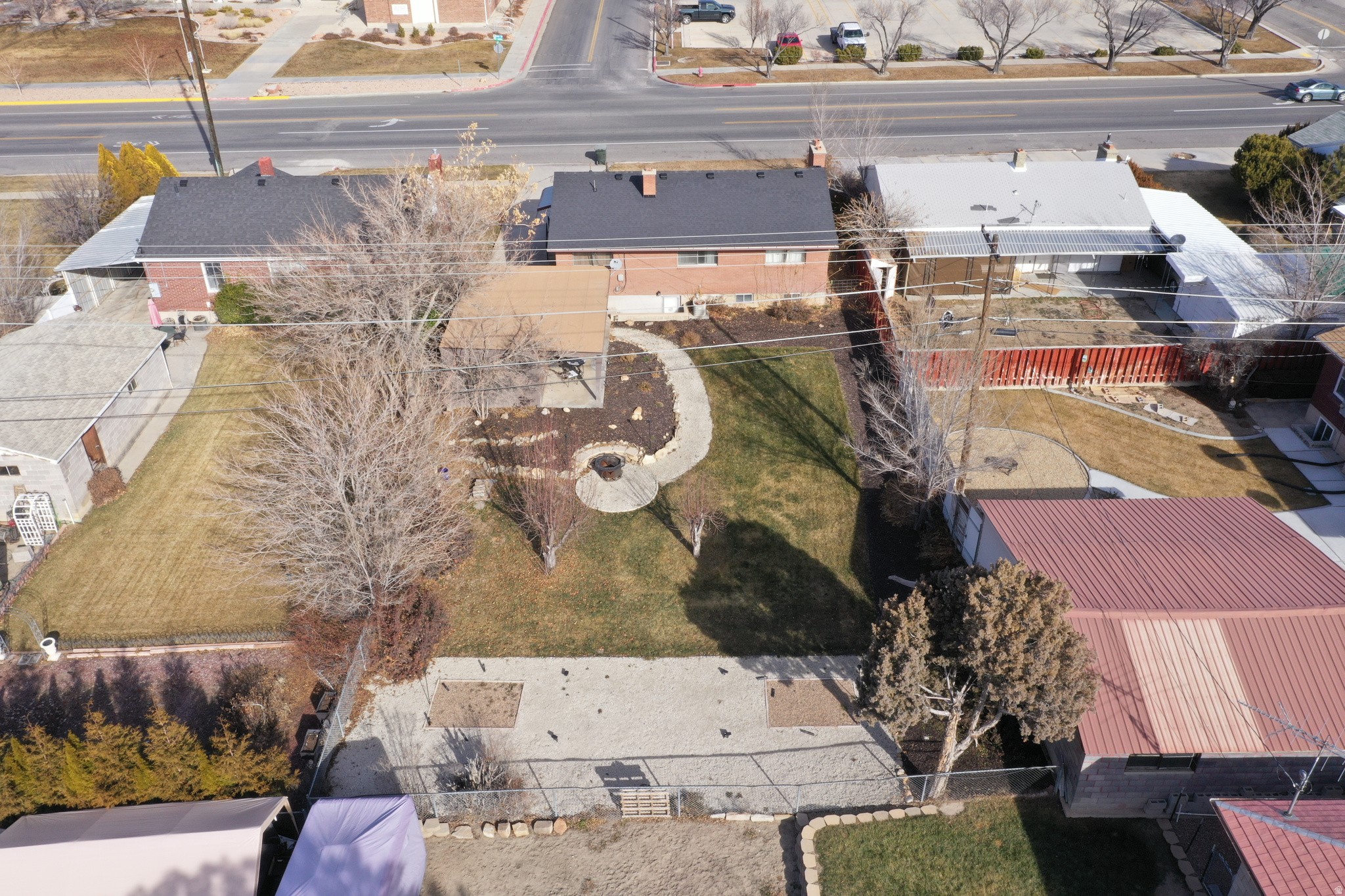 main property photo 36
