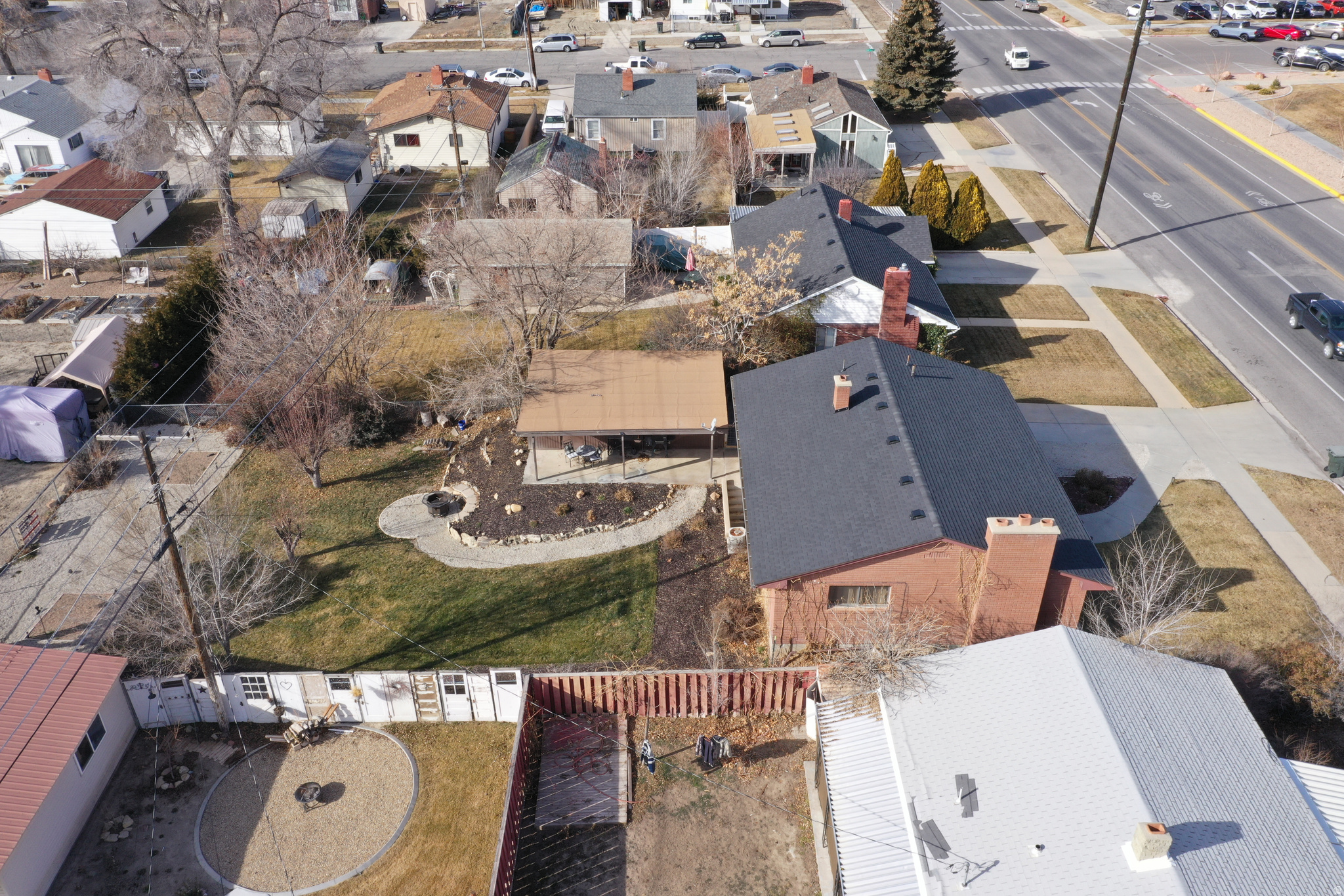 main property photo 37