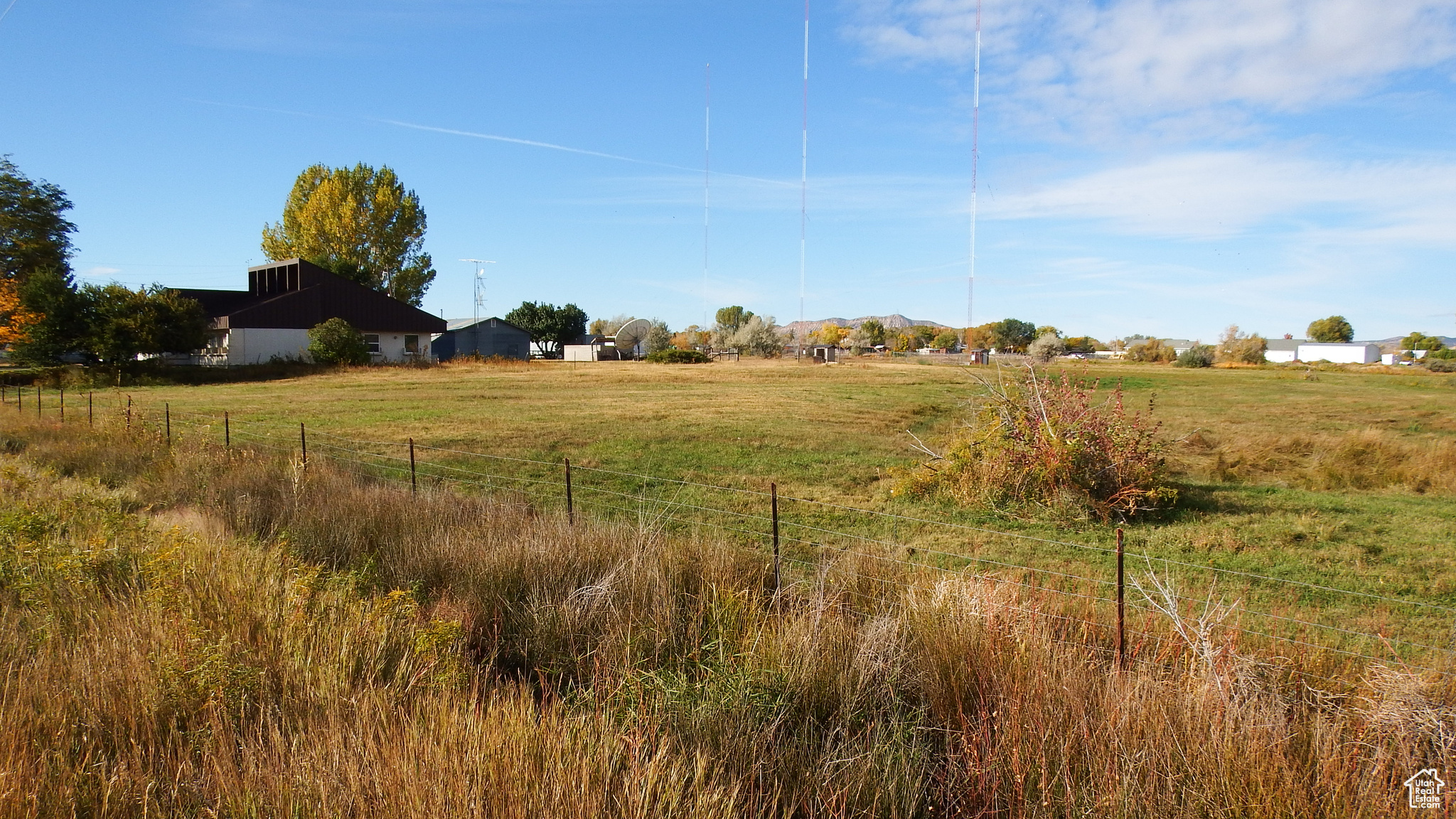 main property photo 11