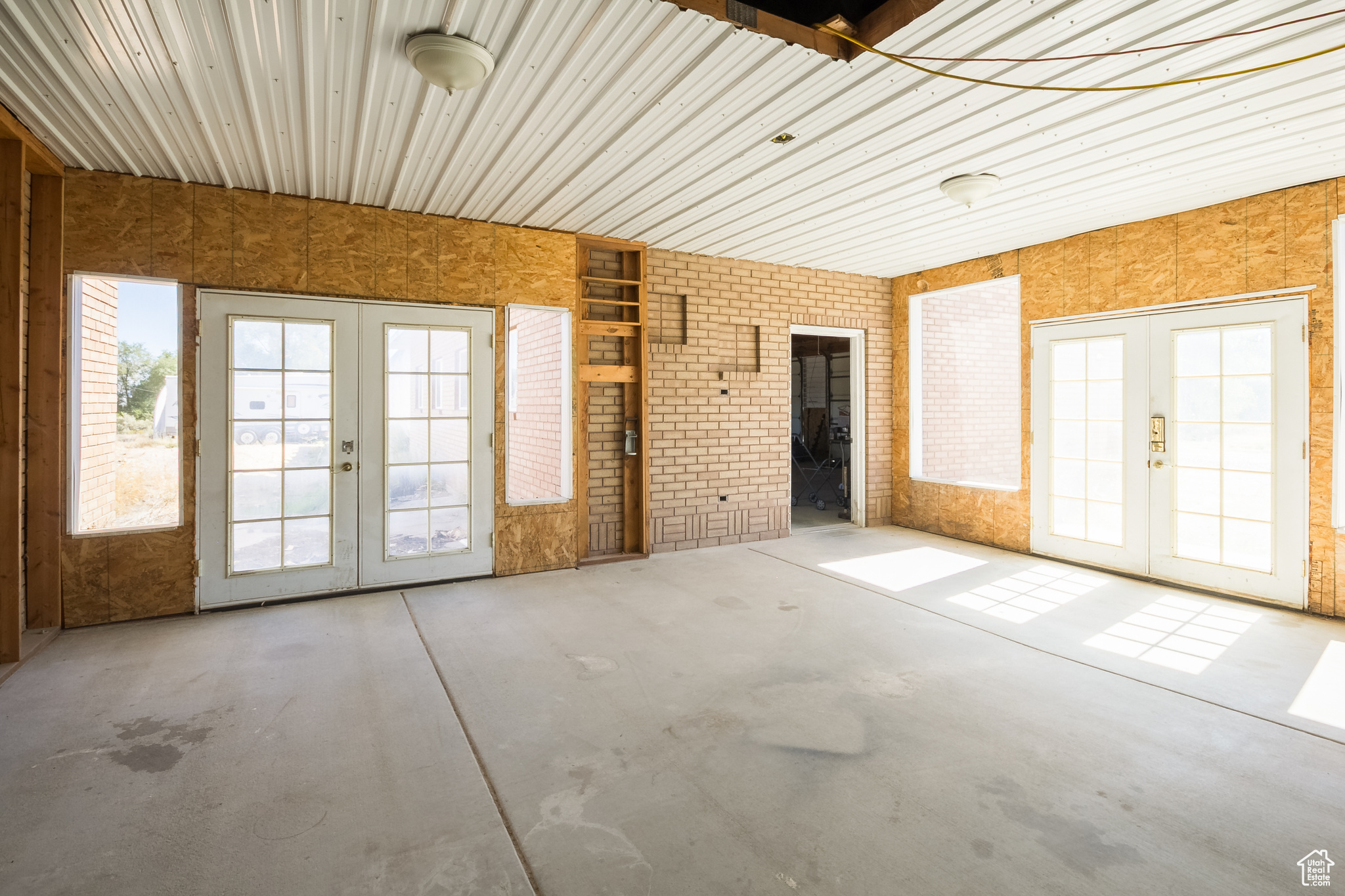 main property photo 47