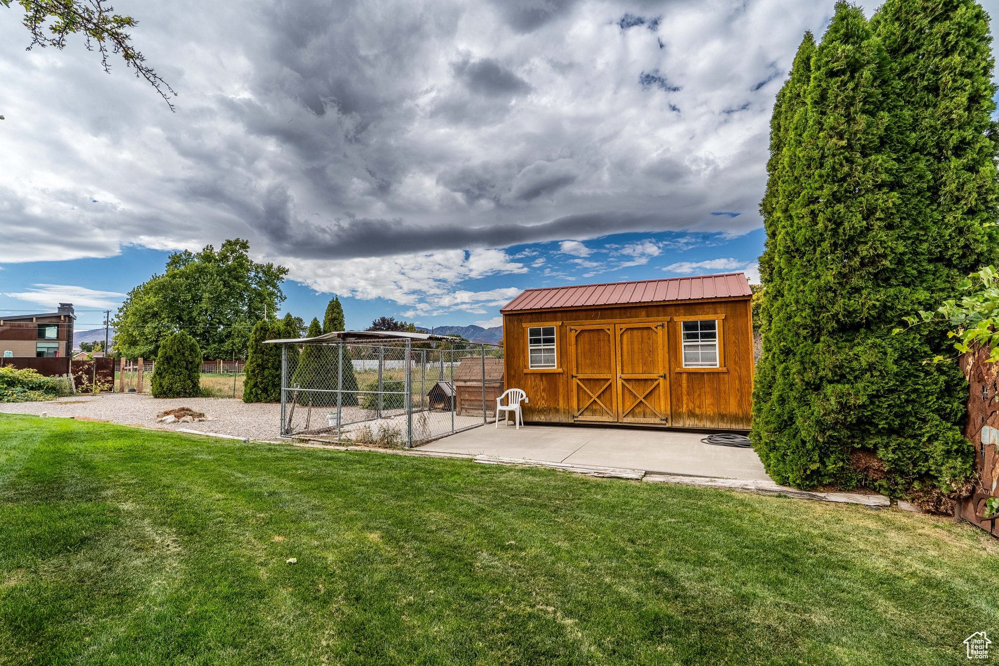 main property photo 31