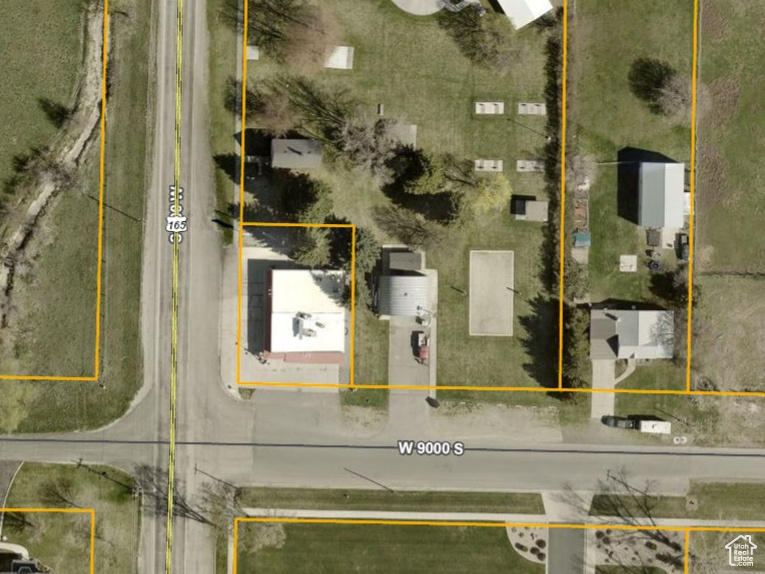 main property photo 31