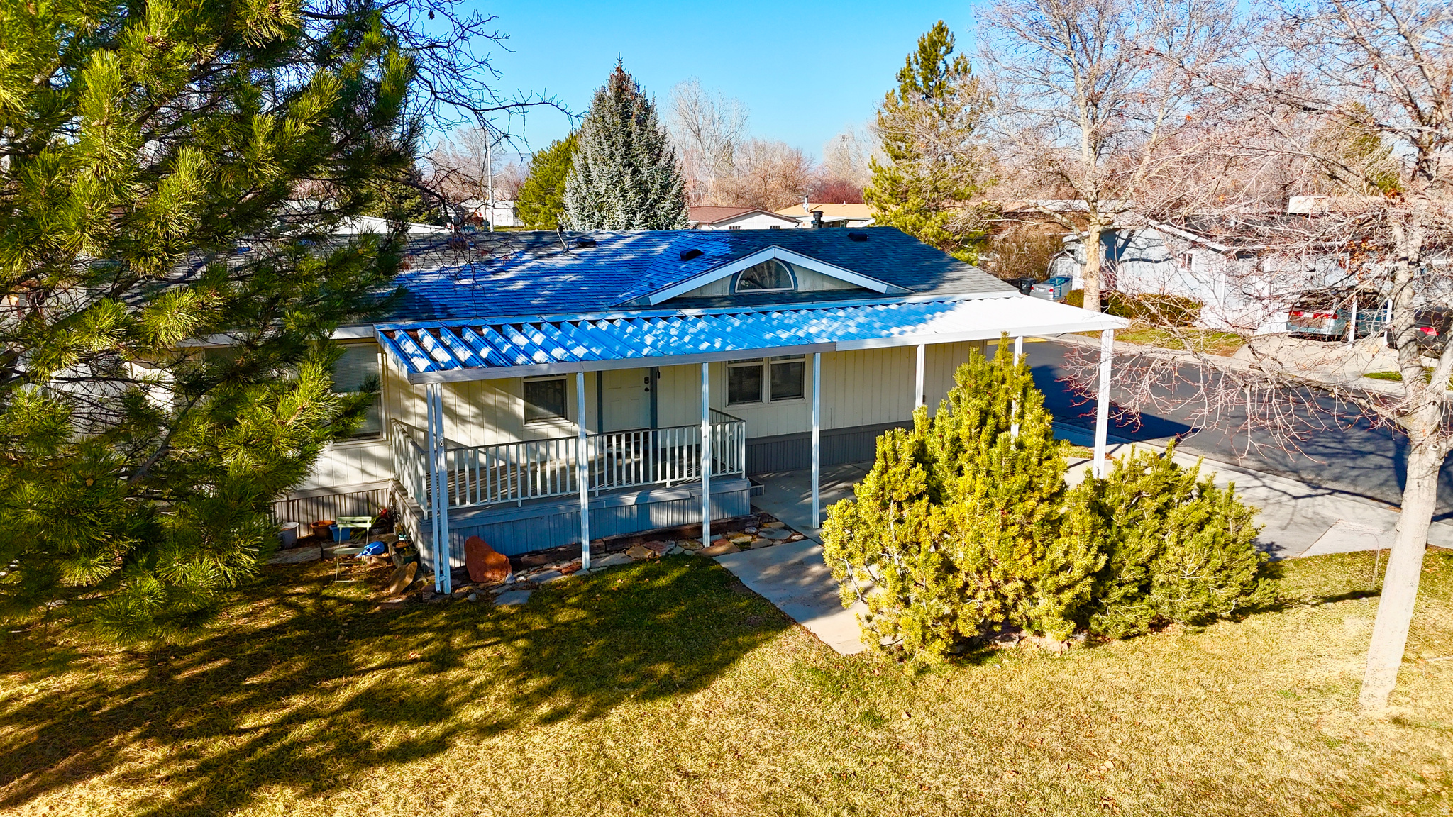 main property photo 20