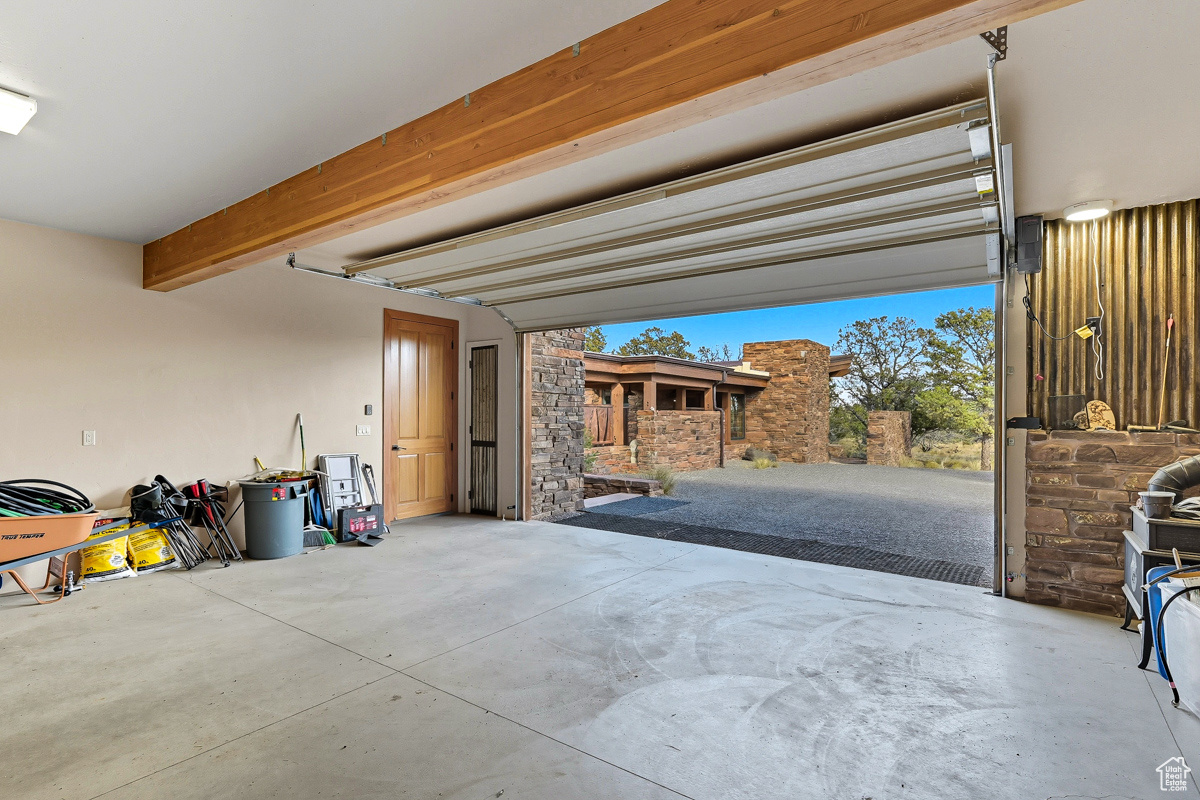 main property photo 45