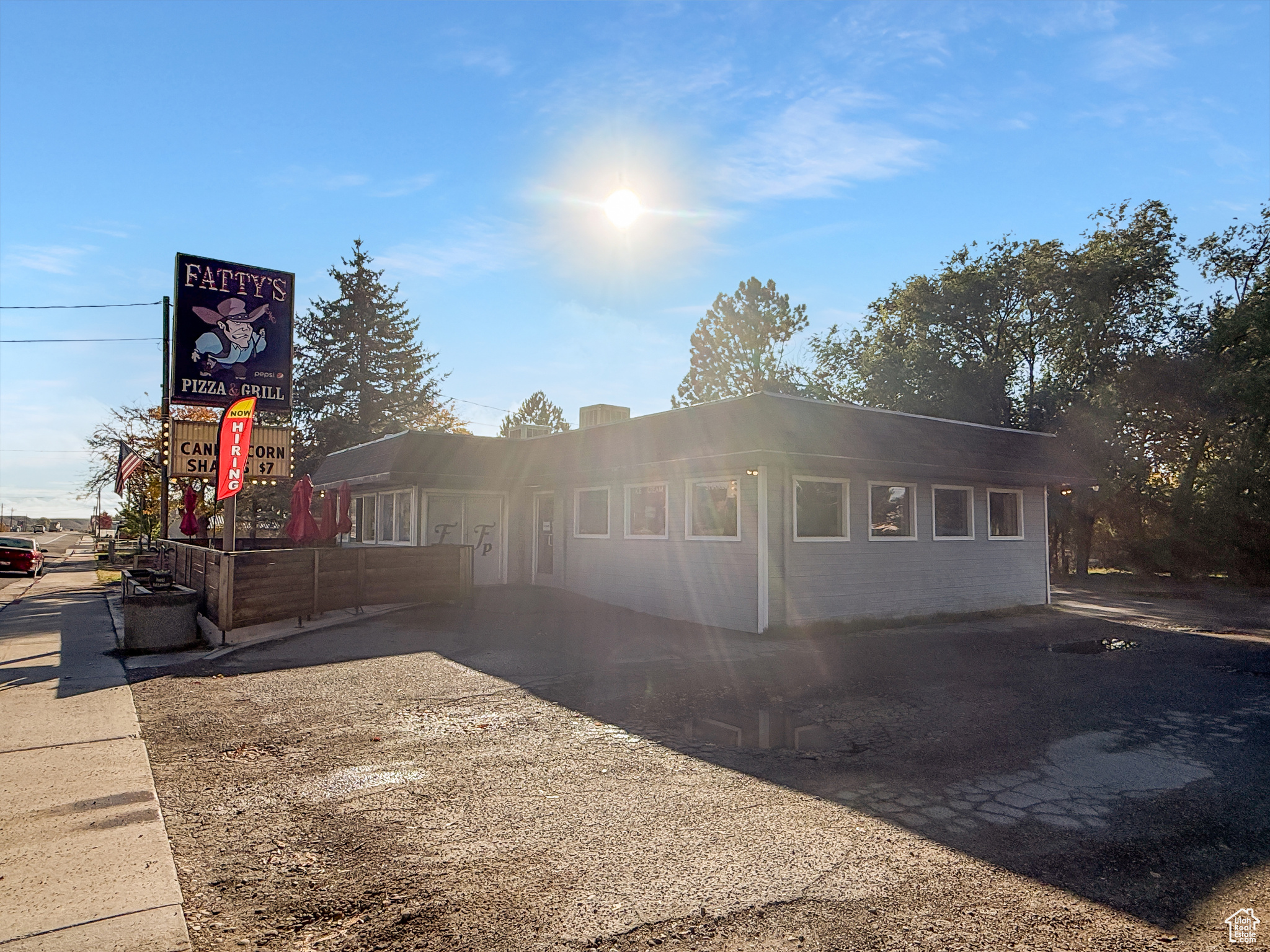 main property photo 13